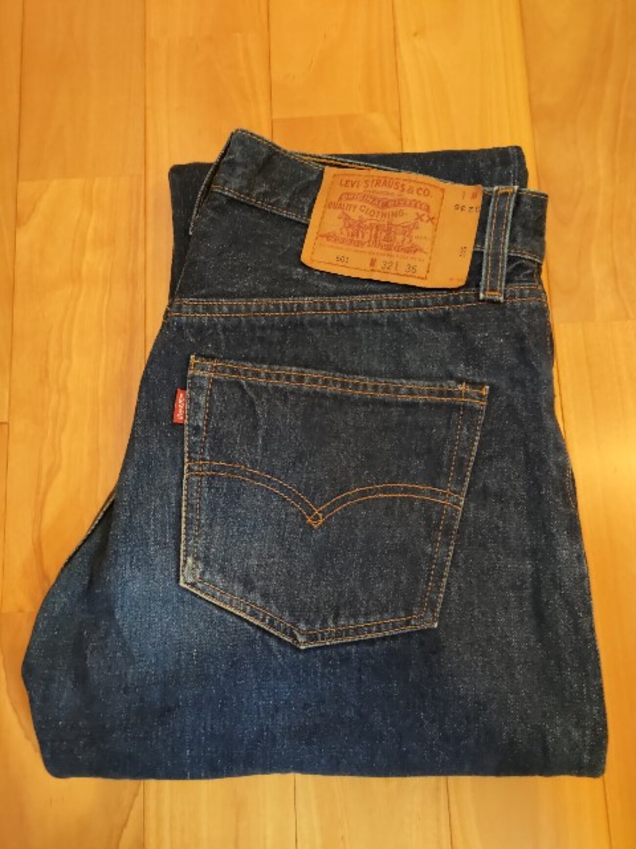 No.110 LEVI