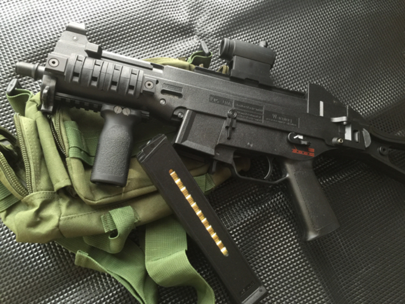 UMP45電動ガン 店内全品5％OFFクーポン】S＆T UMP45 電子トリガーG3搭載 電動