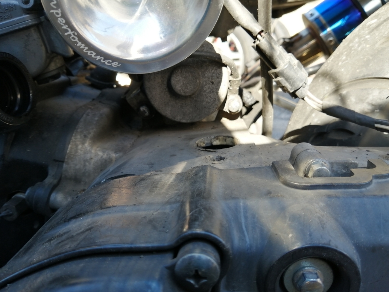 V125 セルモーターの交換 - おぼえがき
