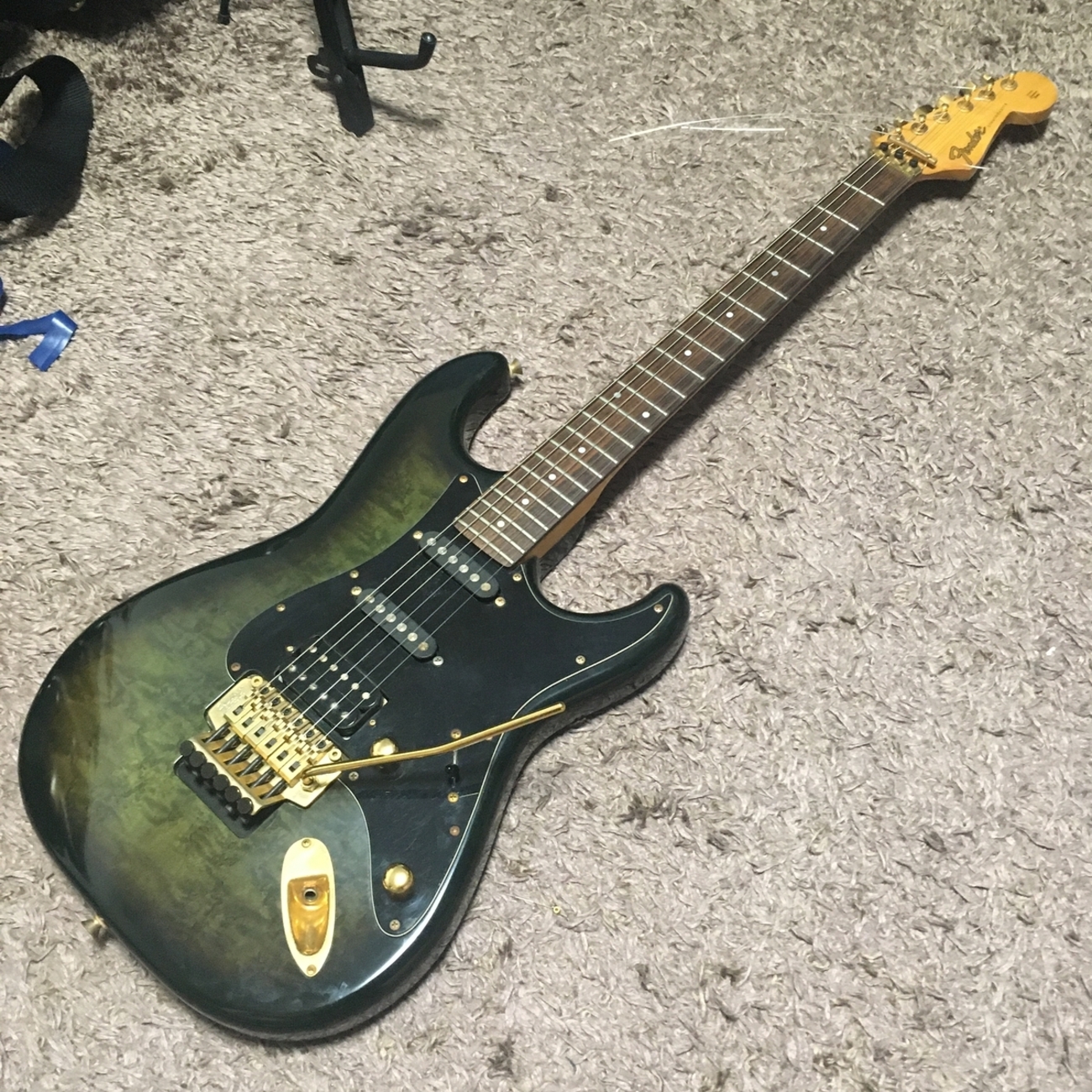 ギター】Fender Japan STR-80R - Liva