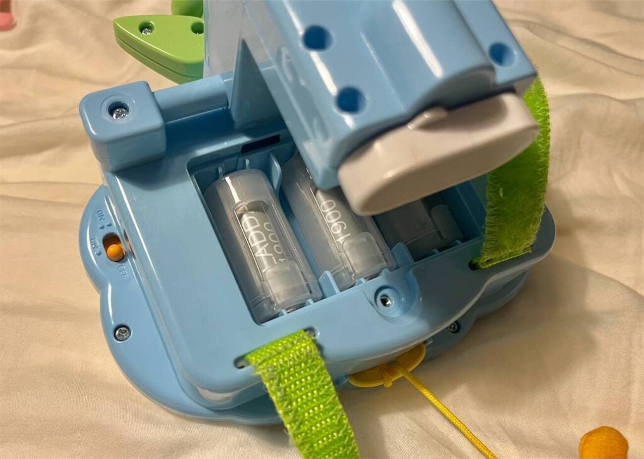 プーメリーは単三電池で動く？充電池でもOK？実際に試してみた 