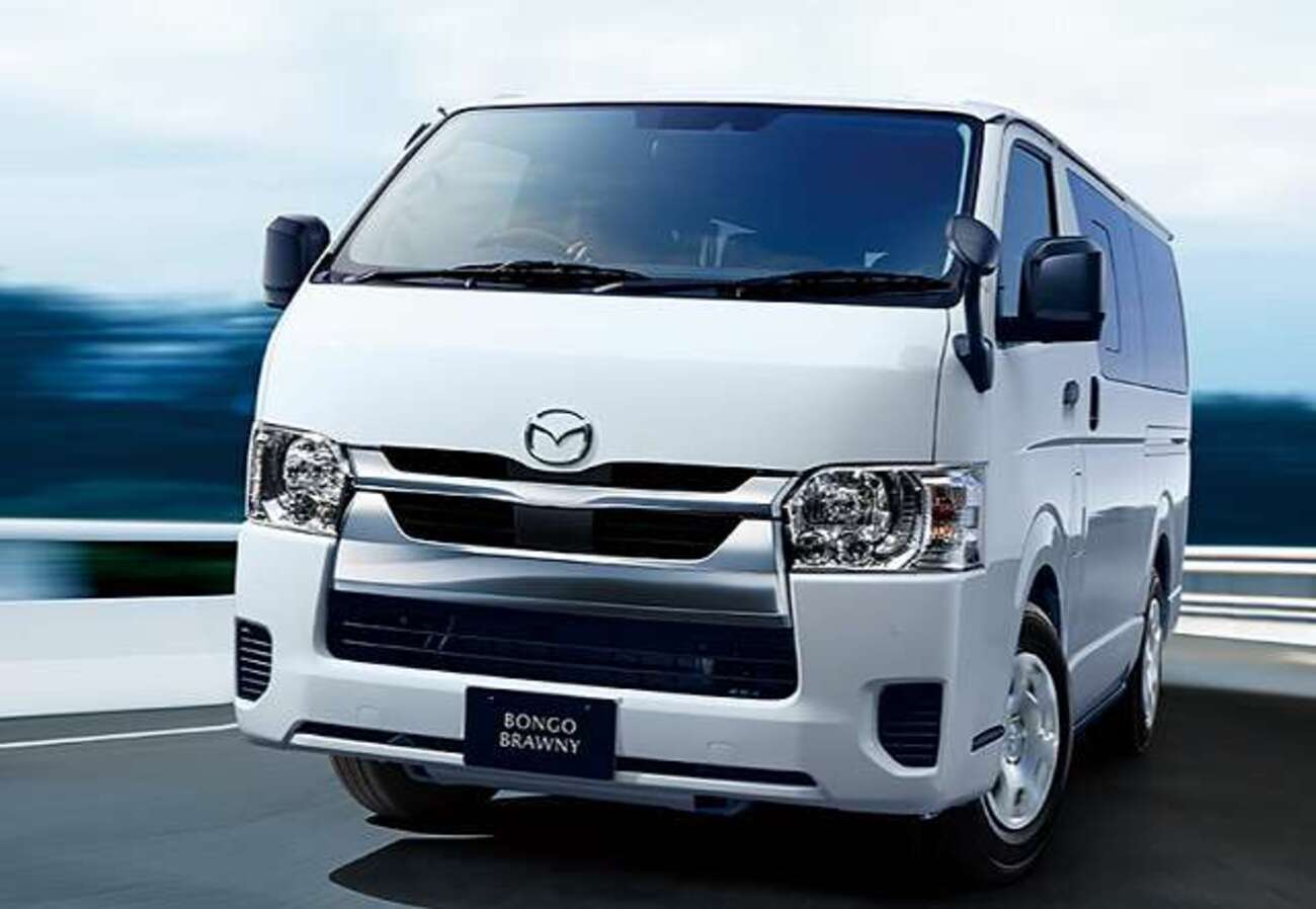 ラジエーター マツダ ボンゴブローニイ SKFHM RF AT 2004年11月～2007