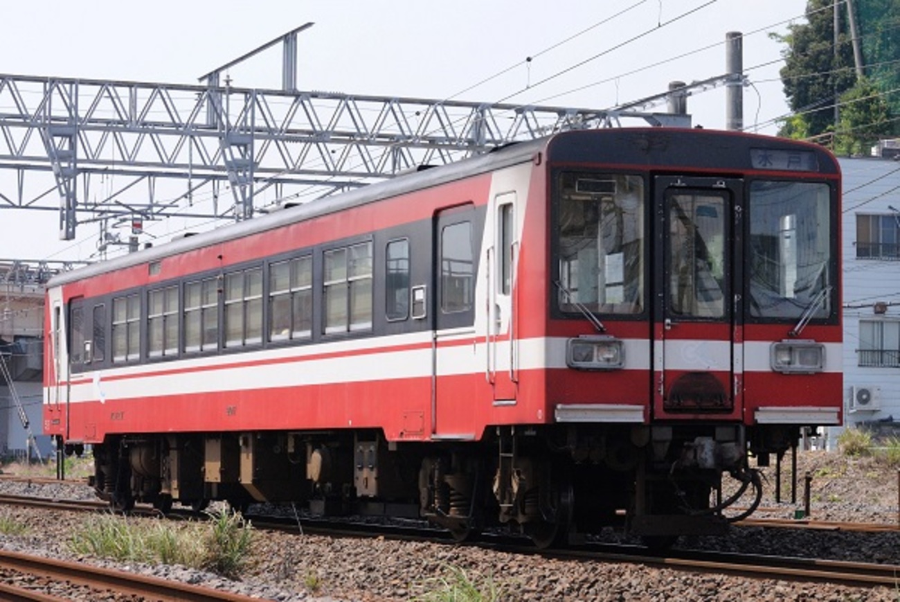 鉄道技術好きの方へ】なぜ列車はガクンと停まったか… 制輪子の