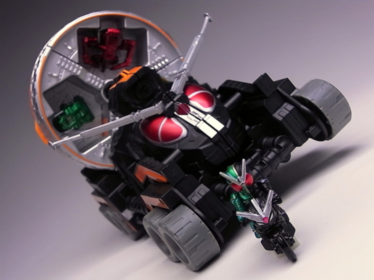 キャンディトイ 仮面ライダーW 超合体リボルギャリー レビュー - YOの 