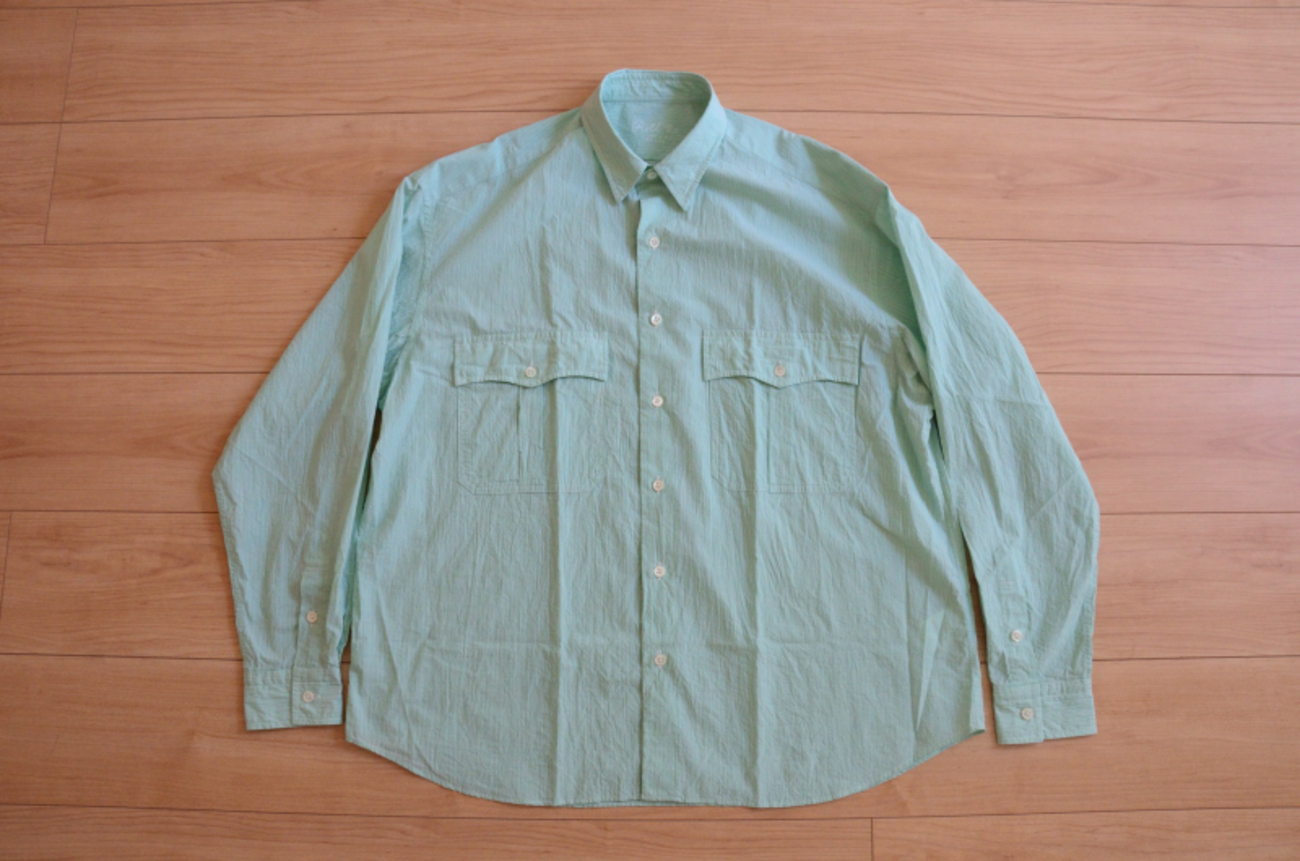 ポータークラシックのアイコニックアイテム「ロールアップシャツ