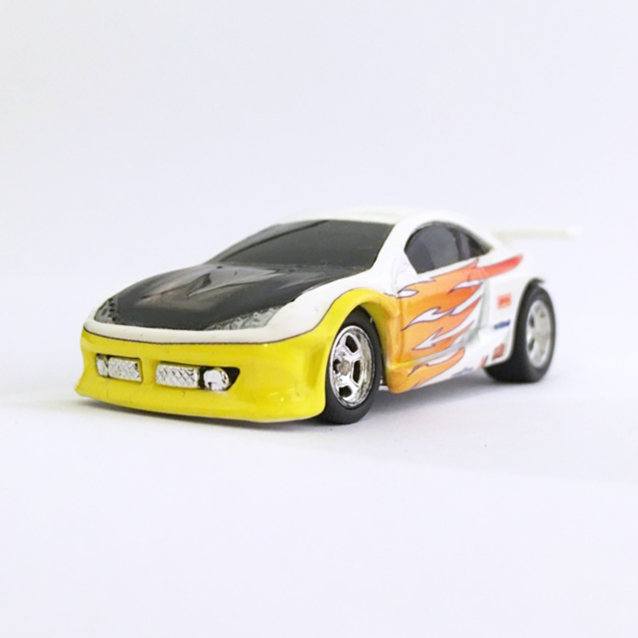 CUSTOM COUGER - 増えすぎたミニカーに愛を捧ぐ