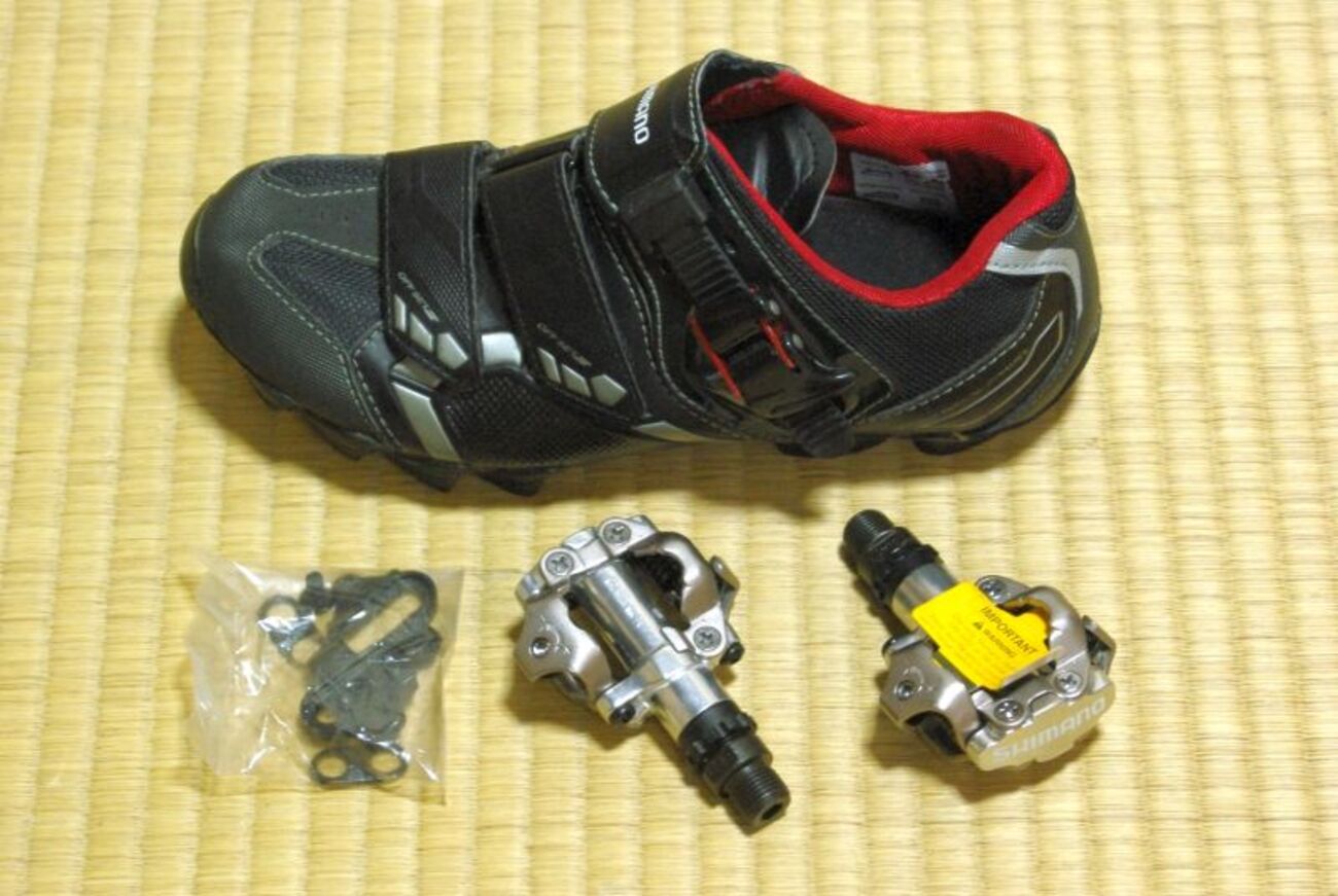 ロードバイクのビンディングシューズとペダルを購入した「シマノSPD 