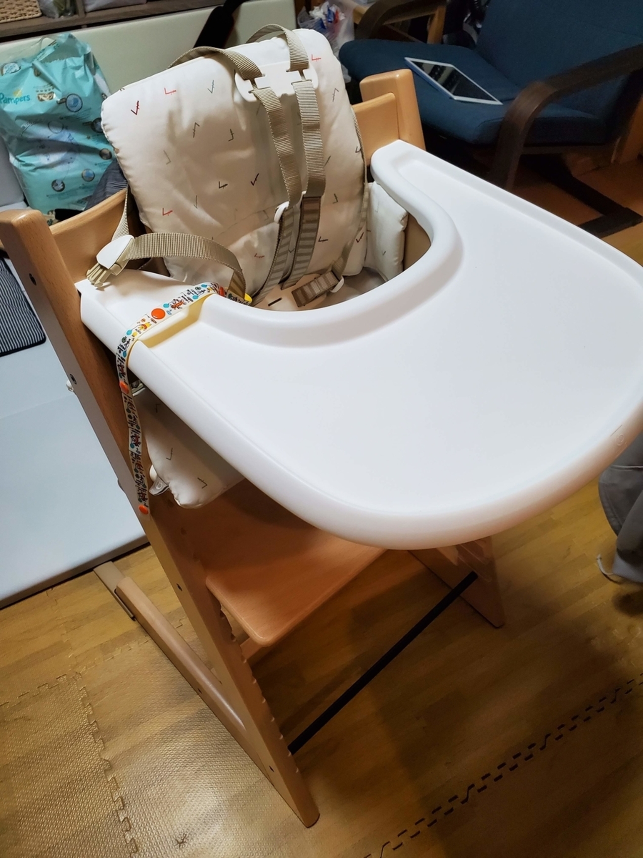 値下げ！STOKKE ベビー用ハイチェア用トレイベビーセットハーネス