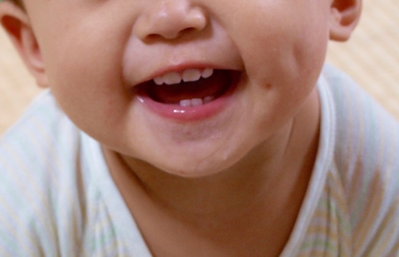 【中古】 赤ちゃんからの健康育歯学 虫歯のない、歯並びのきれいな子に/主婦の友社/吉原正彦 中古】 赤ちゃんからの健康育歯学 虫歯のない、歯並びのきれいな