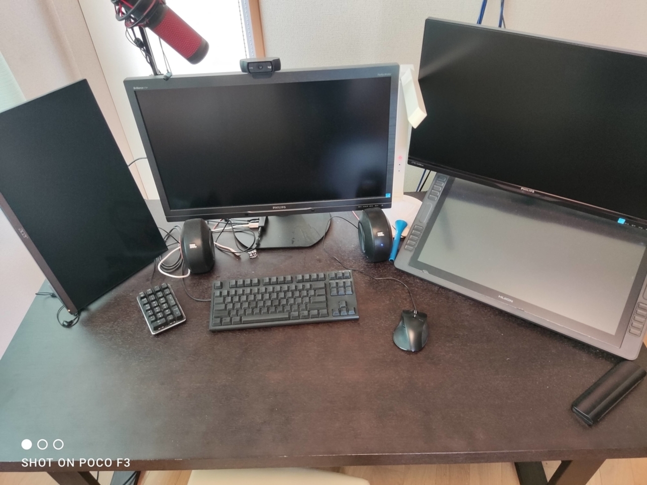 PCデスクを検討したりなんだり - イドのなんらか
