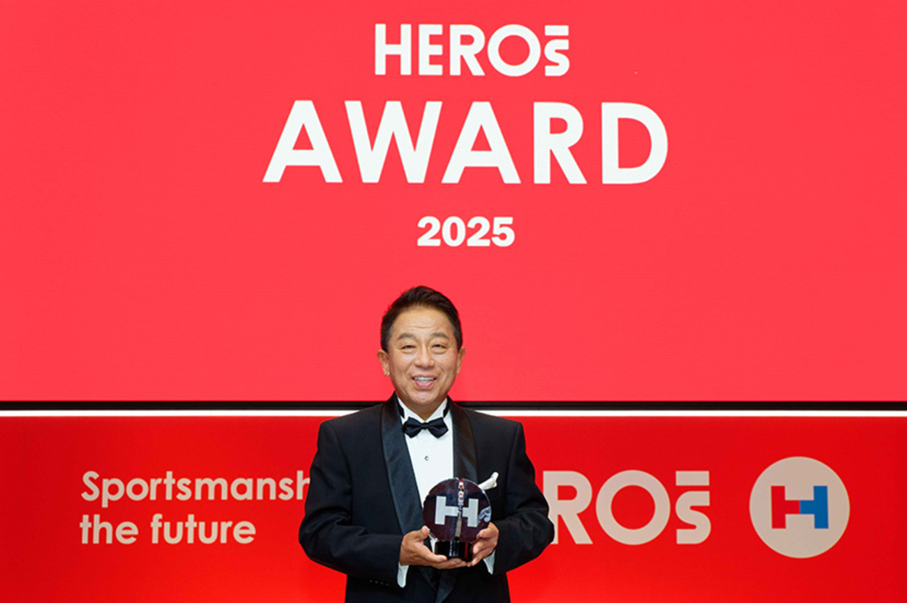 テクノロジーでスポーツ教育の格差に挑む「AIスマートコーチ」プロジェクトが「HEROs AWARD 2025」企業部門を受賞 - ソフトバンク