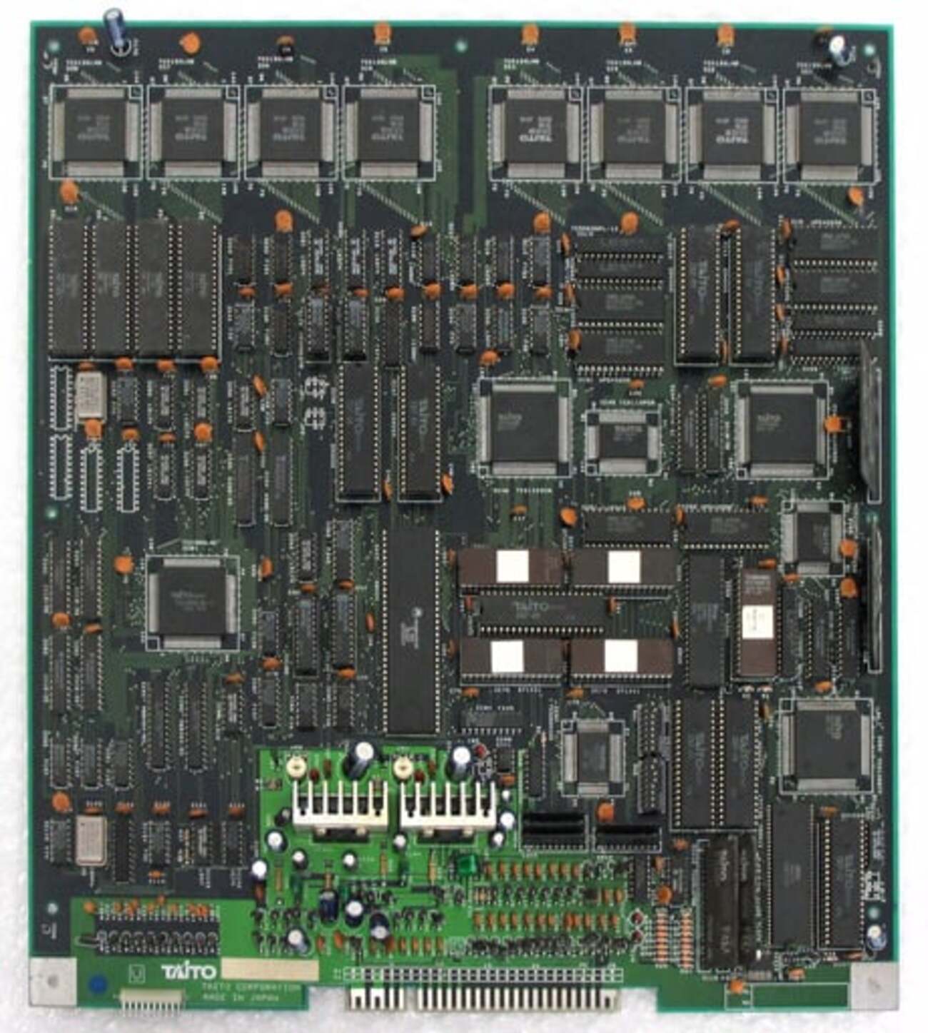 意外と安く買えるタイトー発売のアーケードゲームの基板 逆プレミア 