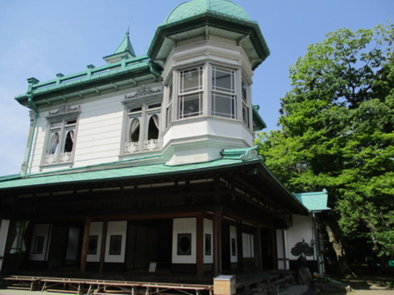 新緑の盛美園☆「借りぐらしのアリエッティ」のモデル - つがる