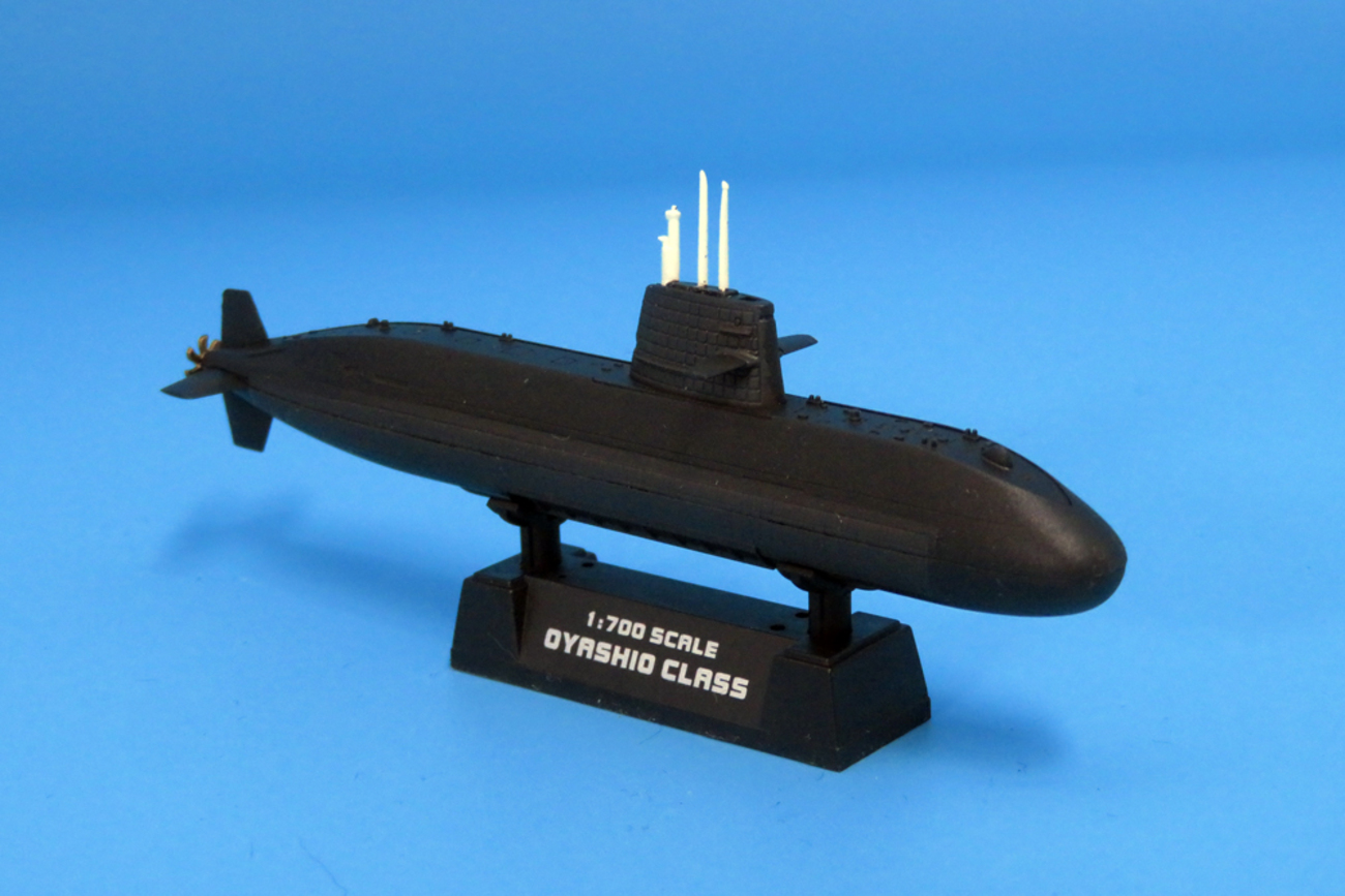 おやしお型潜水艦 DOYUSHA 1/700 #2 竣工 - はじめの戦車模型づくり
