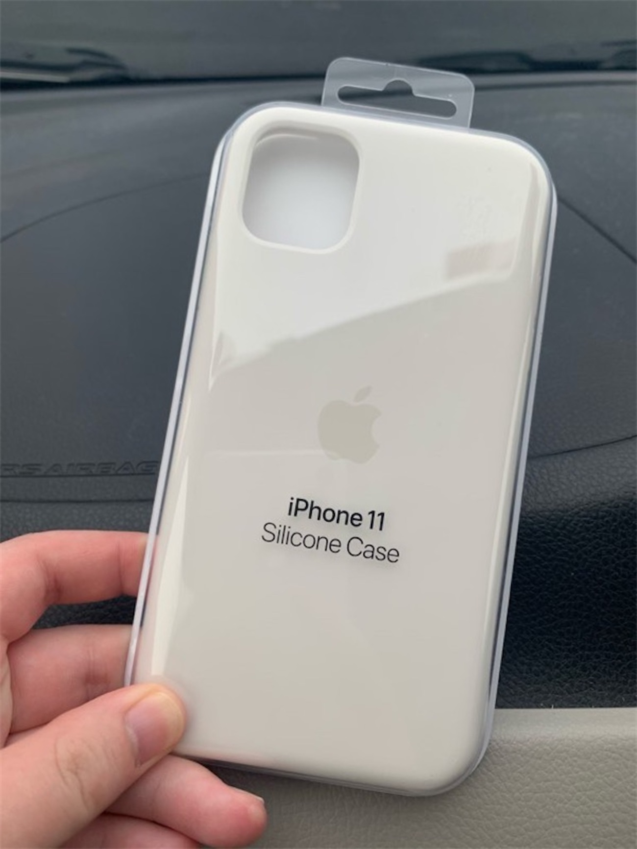 iPhone 11」と「iPhone XR」のアイフォンケースは同じ？11のアップル 