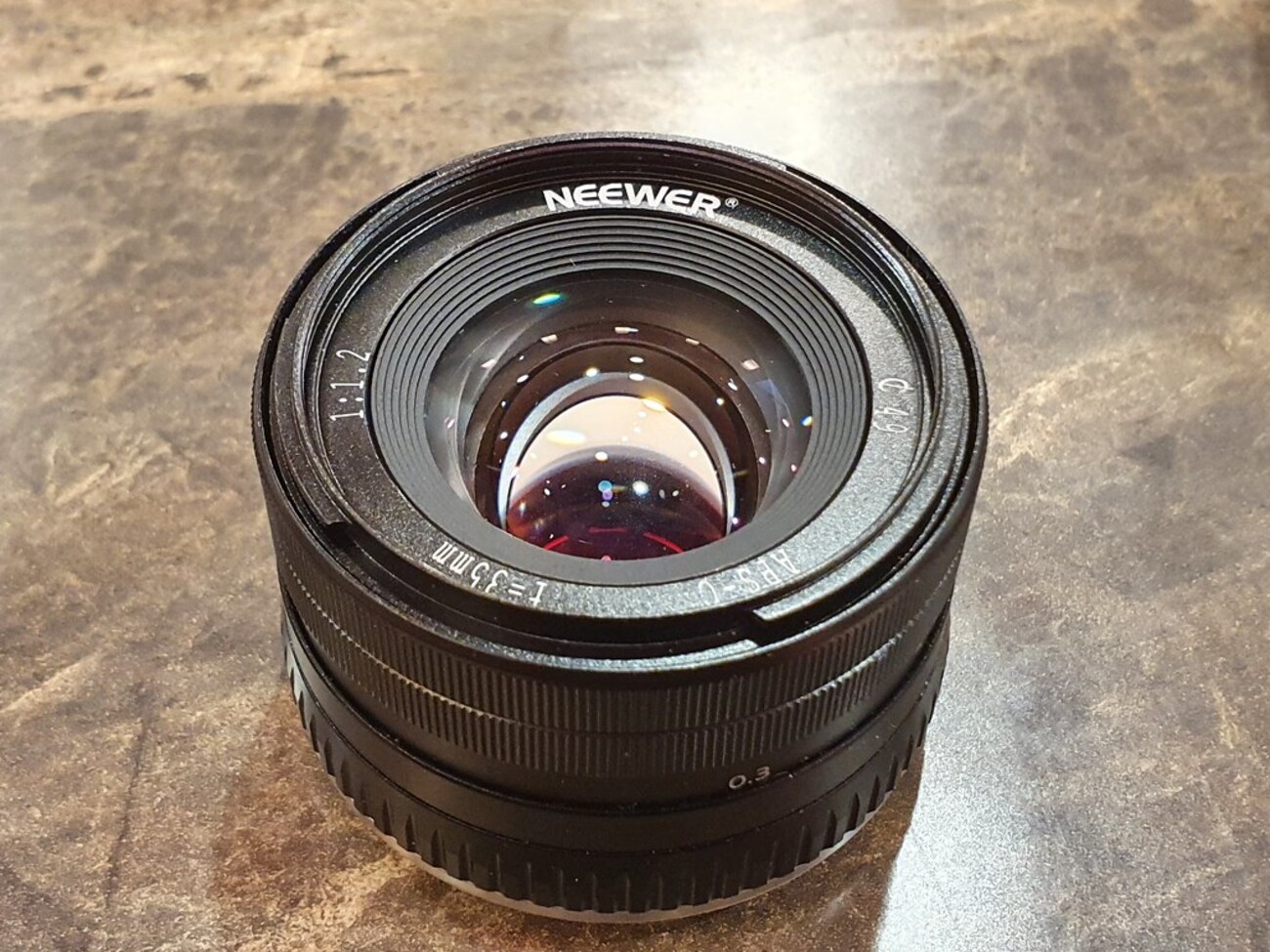 レンズ沼291本目】中華レンズNEEWER 35mm F1.2 EマウントAPS-C用