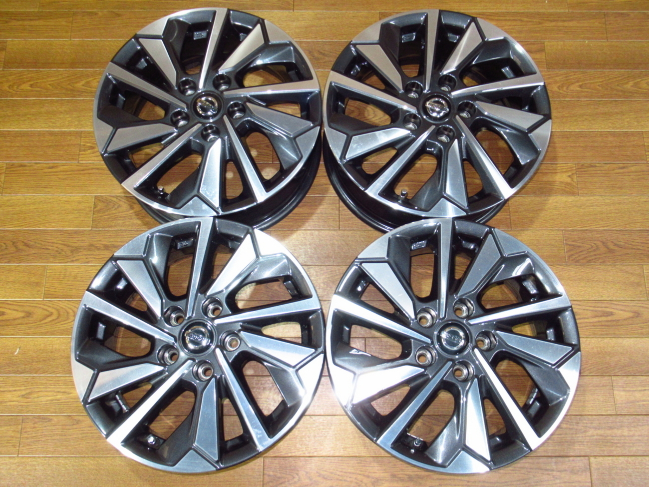 6J 純正 C27 セレナ 16インチ 日産 アルミホイール +45 PCD114.3 5H 5 