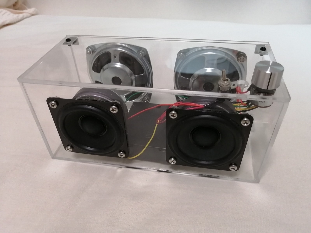 自作ブルートゥーススピーカー DIY 3 W Bluetoothスピーカ電子溶接キットの作成と組み立て教育