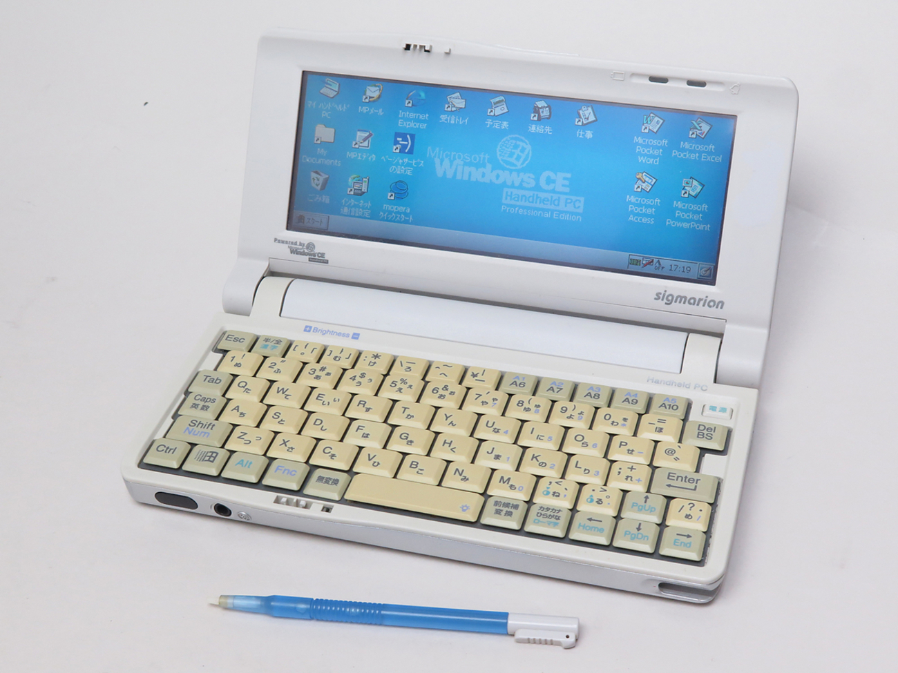46.Windows CE搭載の小さい奴（NEC シグマリオン） - “RUN” それは魔法