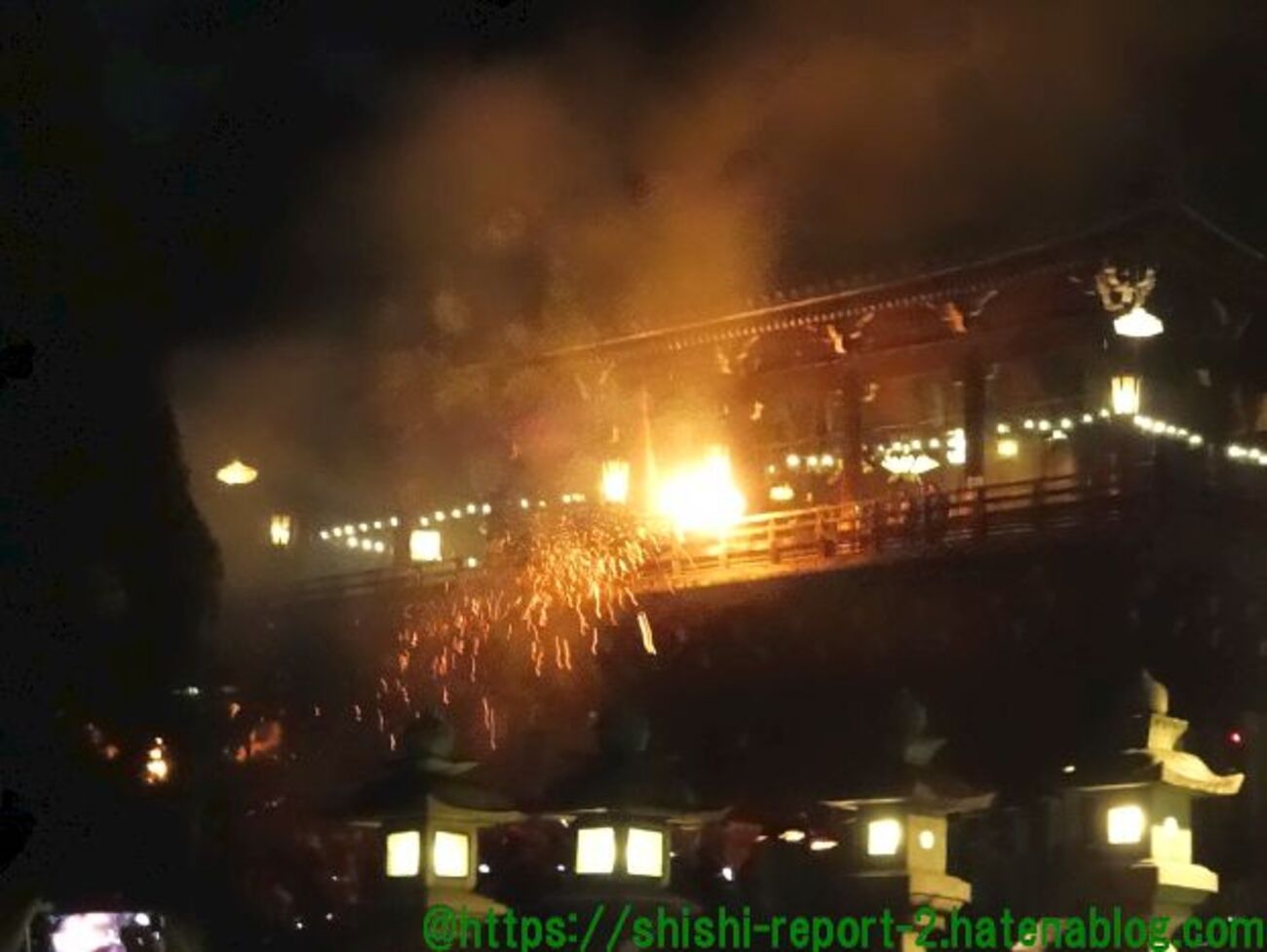 東大寺 修二会（3/1～14） - お松明（おたいまつ）の見学は平日が