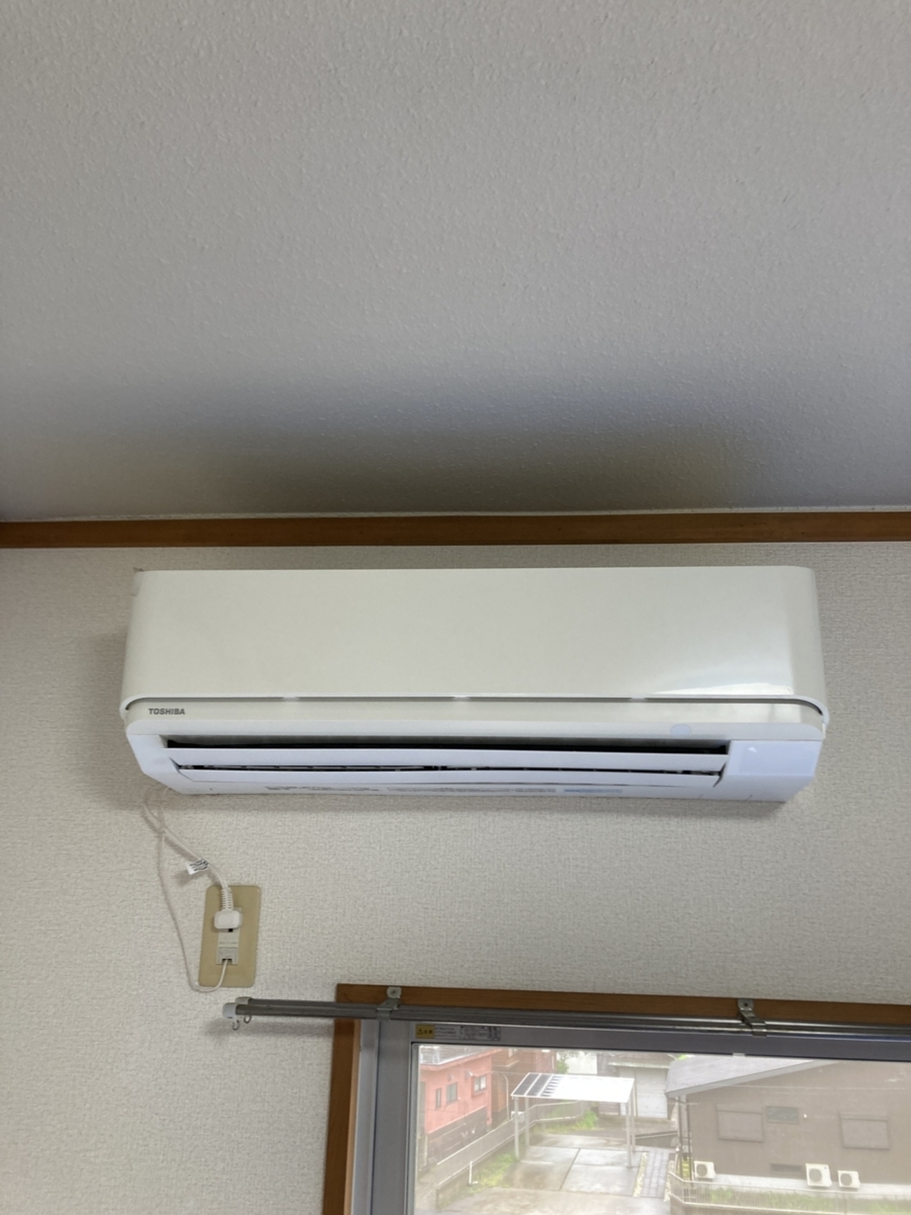 エアコンクリーニング TOSHIBA RAS-E285PY 背抜き完全分解 - 中野さん 