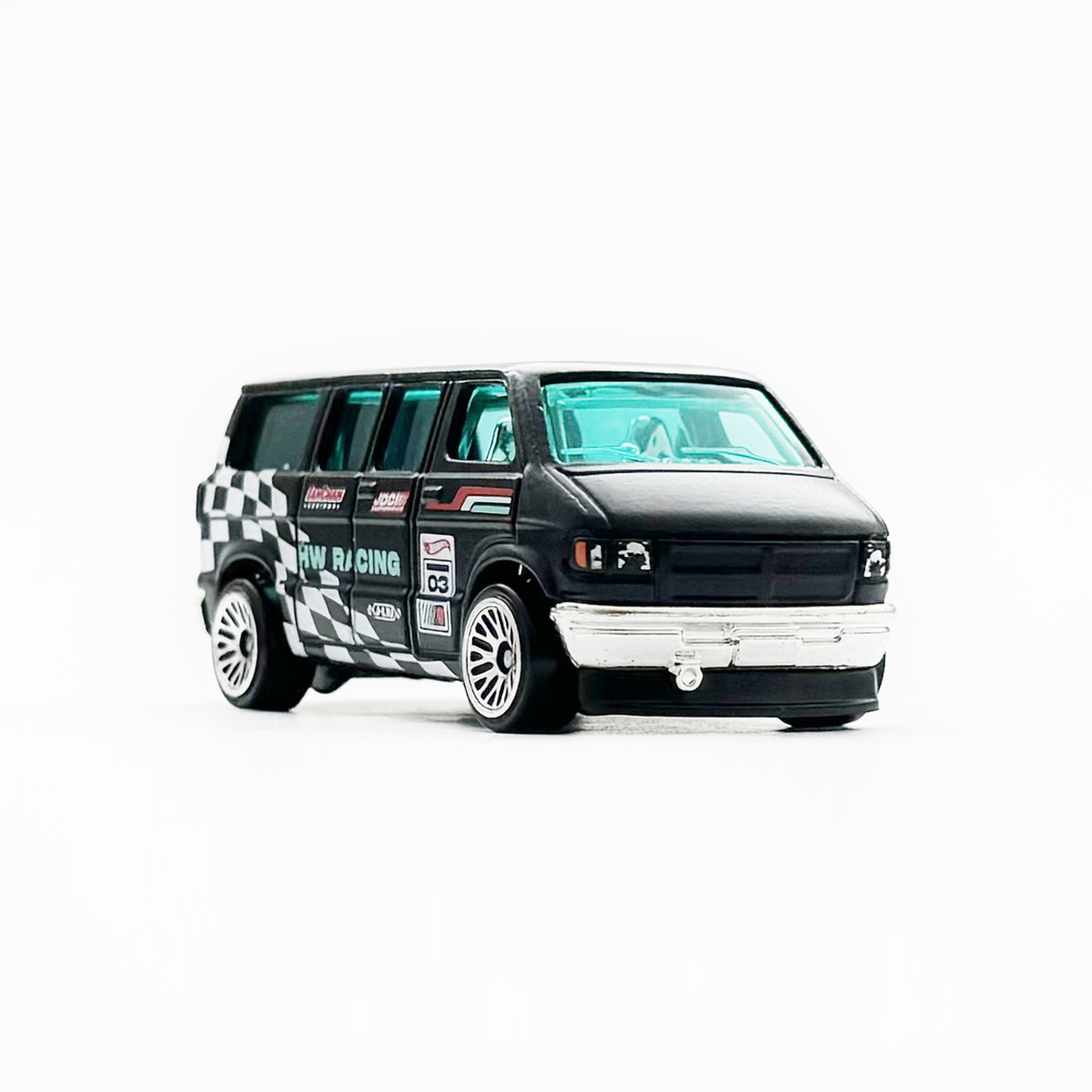DODGE VAN - 増えすぎたミニカーに愛を捧ぐ