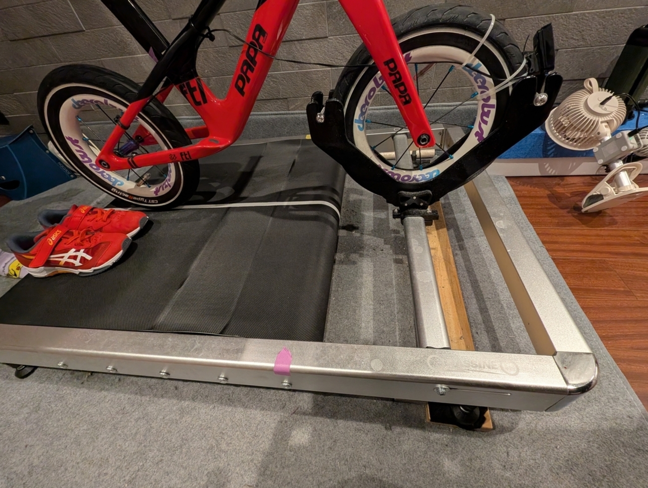 ランバイク用トレーニングマシンをDIYでパワーアップ！ - ガレージ 