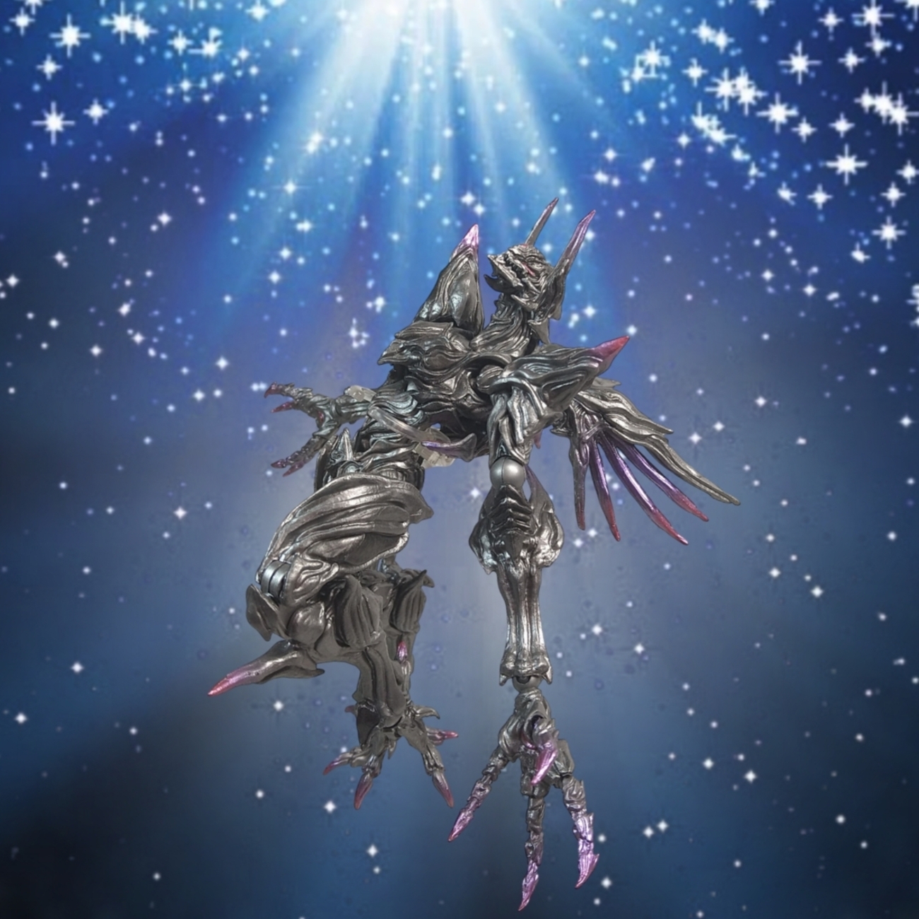 すごすぎる！驚愕！500円で18cmの超神造形のアクションフィギュアが手 