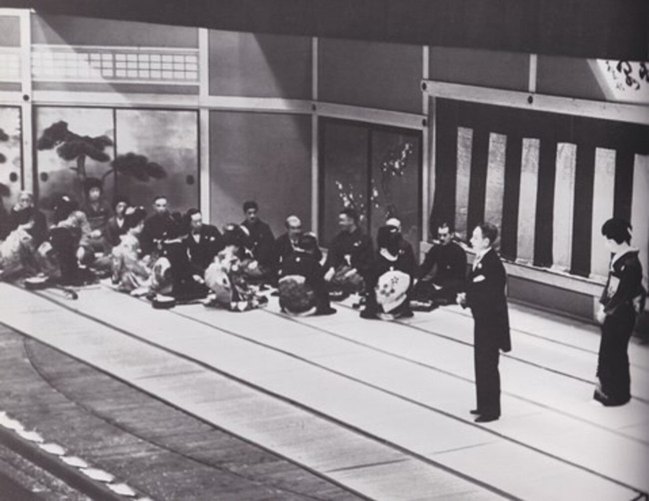 演劇界』の「家で楽しむ歌舞伎 私のこの一冊」執筆者＆登場本リスト 
