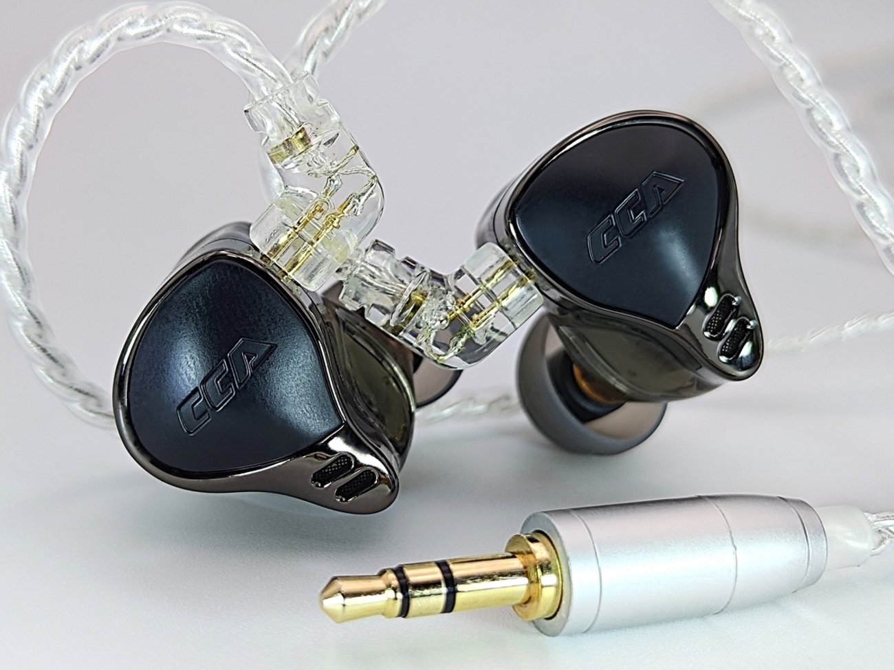 イヤホン CCA APEX24 24BA CCA APEX24 レビュー｜24BAモンスターを実測・リケーブル