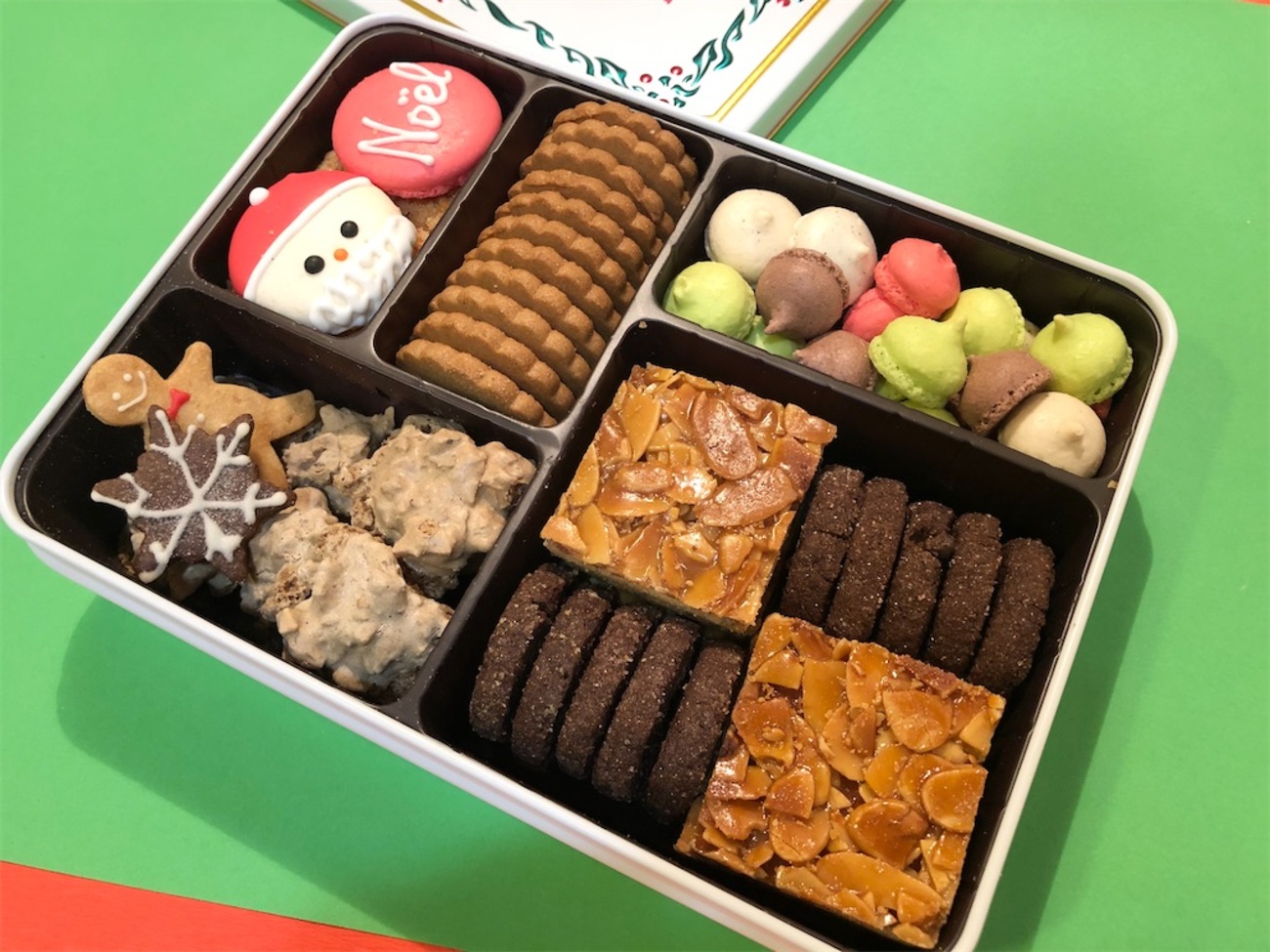 【2個セット】カフェタナカ クリスマス限定クッキー缶　プティノエル カフェタナカのクリスマスクッキーノエル缶