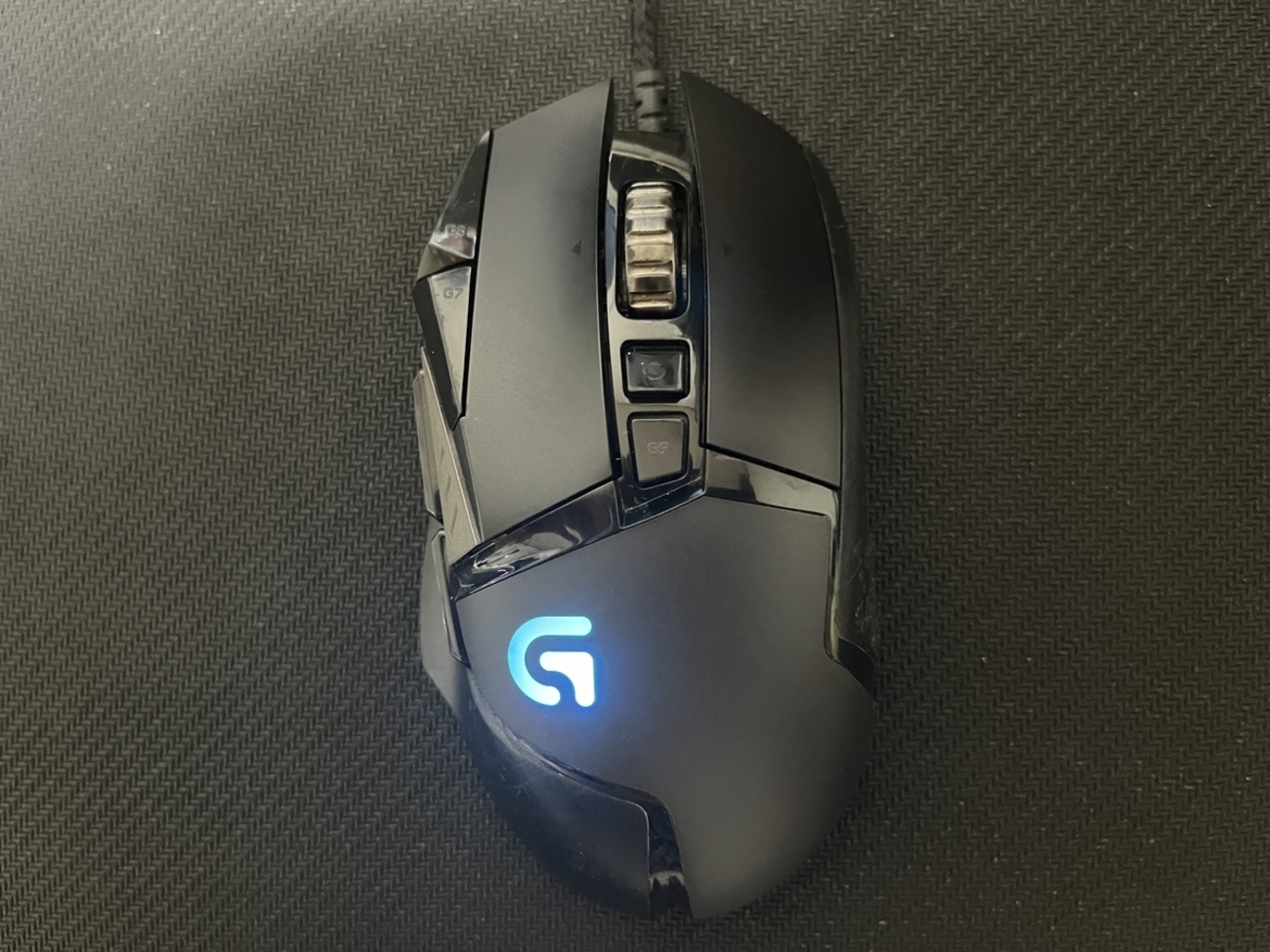 中古で買った裏蓋の無い状態のゲーミングマウス ロジクールG502の 