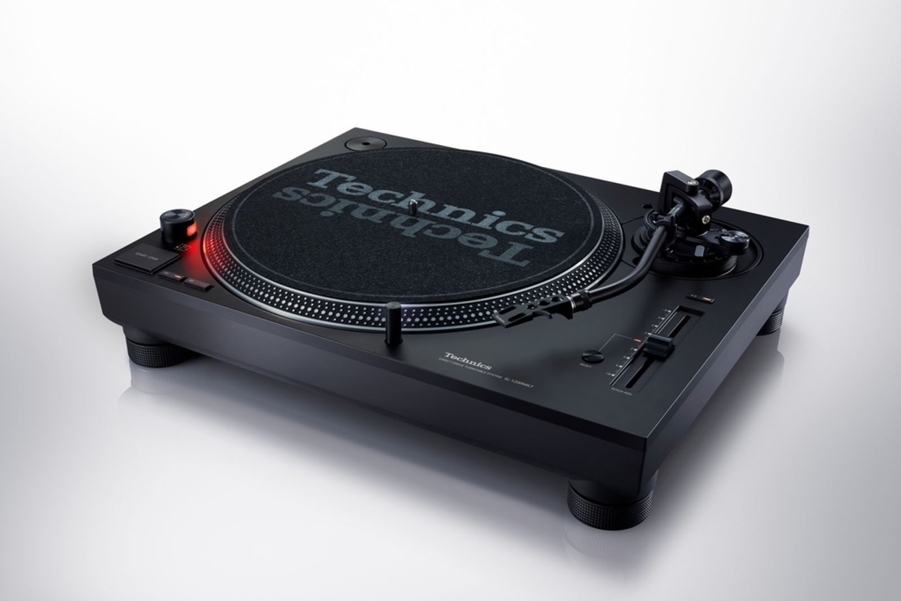 全国最低価格）Supreme Technics SL-1200MK7 ターンテーブル