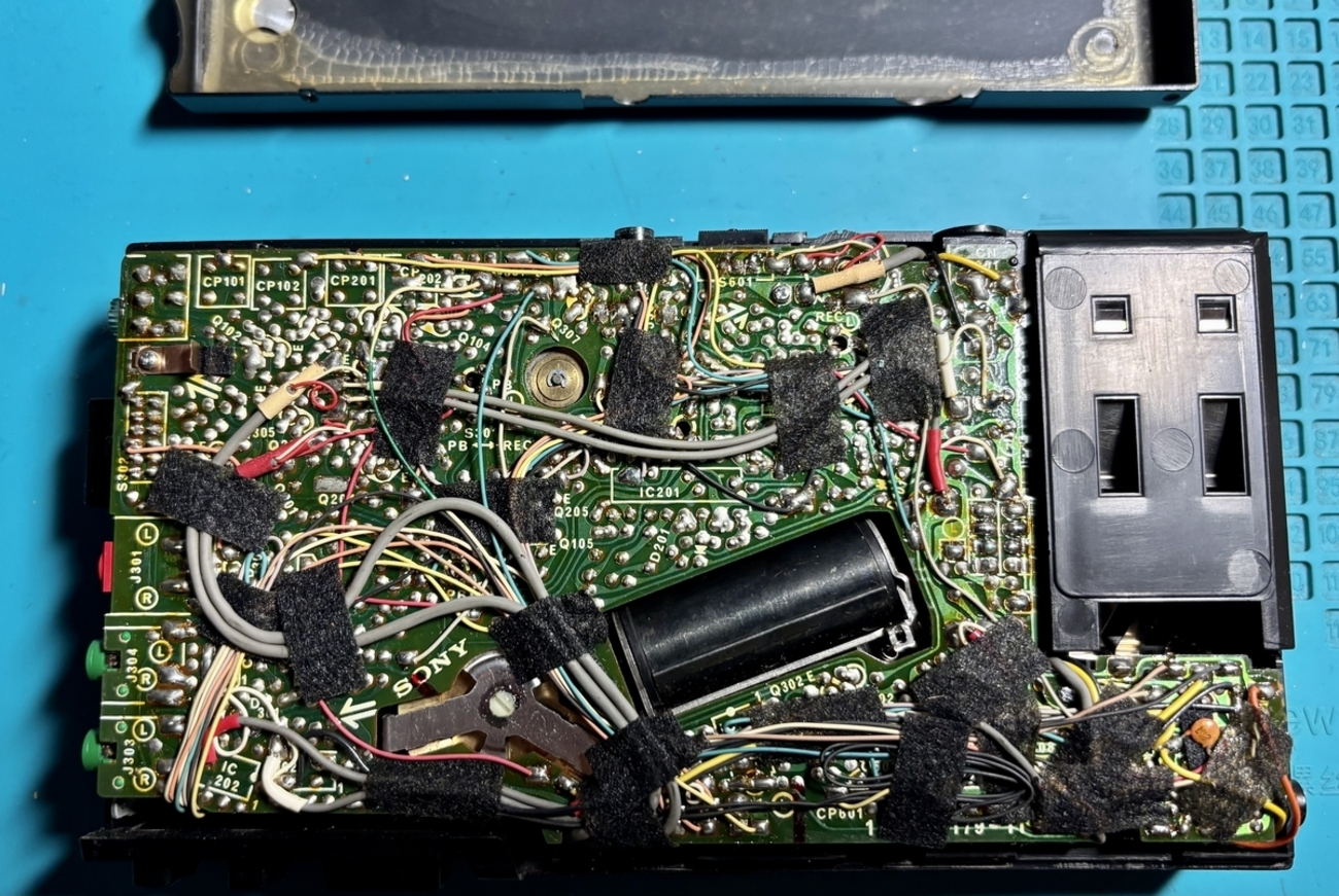 SONY WALKMAN PROFESSIONAL WM-D6 の修理 - Decca Decolaがお嫁入り