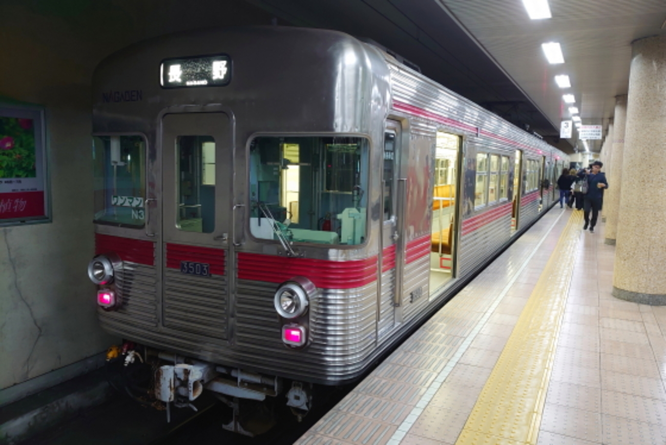 9/21,22に運転された諏訪しなの号乗車記念の特大ステッカー 9/21,22に運転された諏訪しなの号乗車記念の特大ステッカー