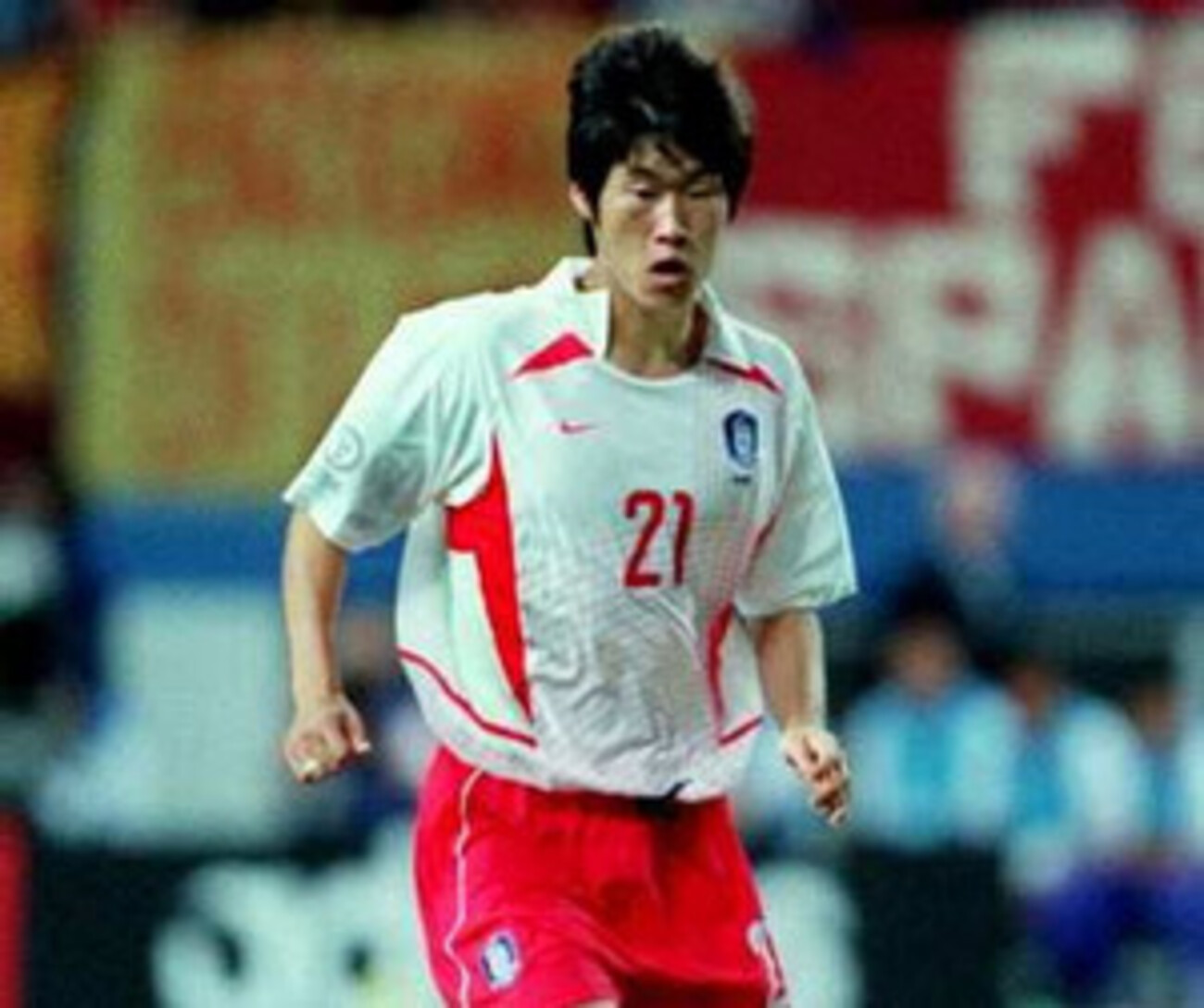 プ*。様 最終 貴重 レア サッカー 朴智星 パク・チソン 実使用シューズ アジア最強の虎『朴智星（パクチソン）』 - サッカー動画王 超絶