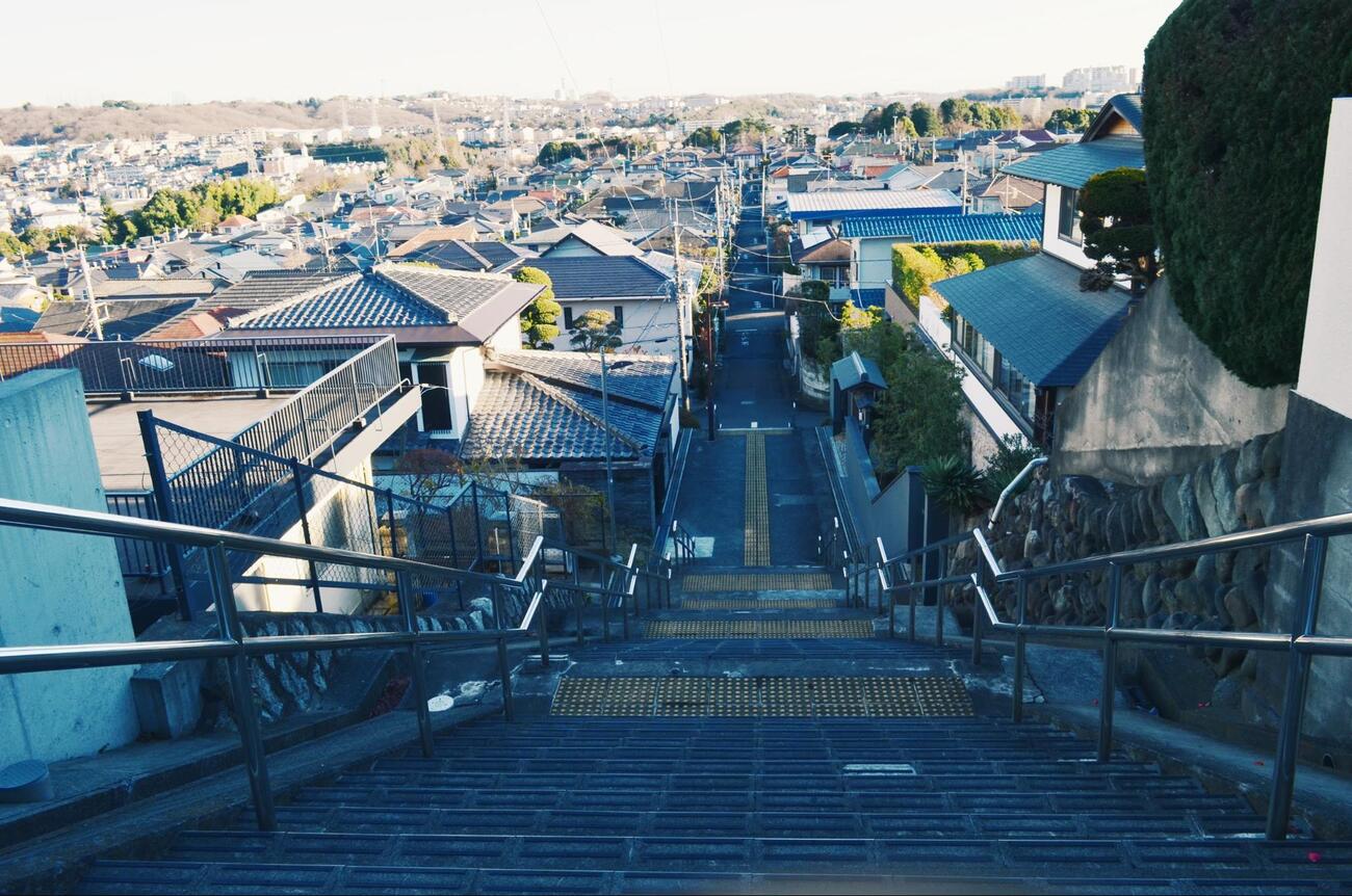 耳 を すませ ば 聖地