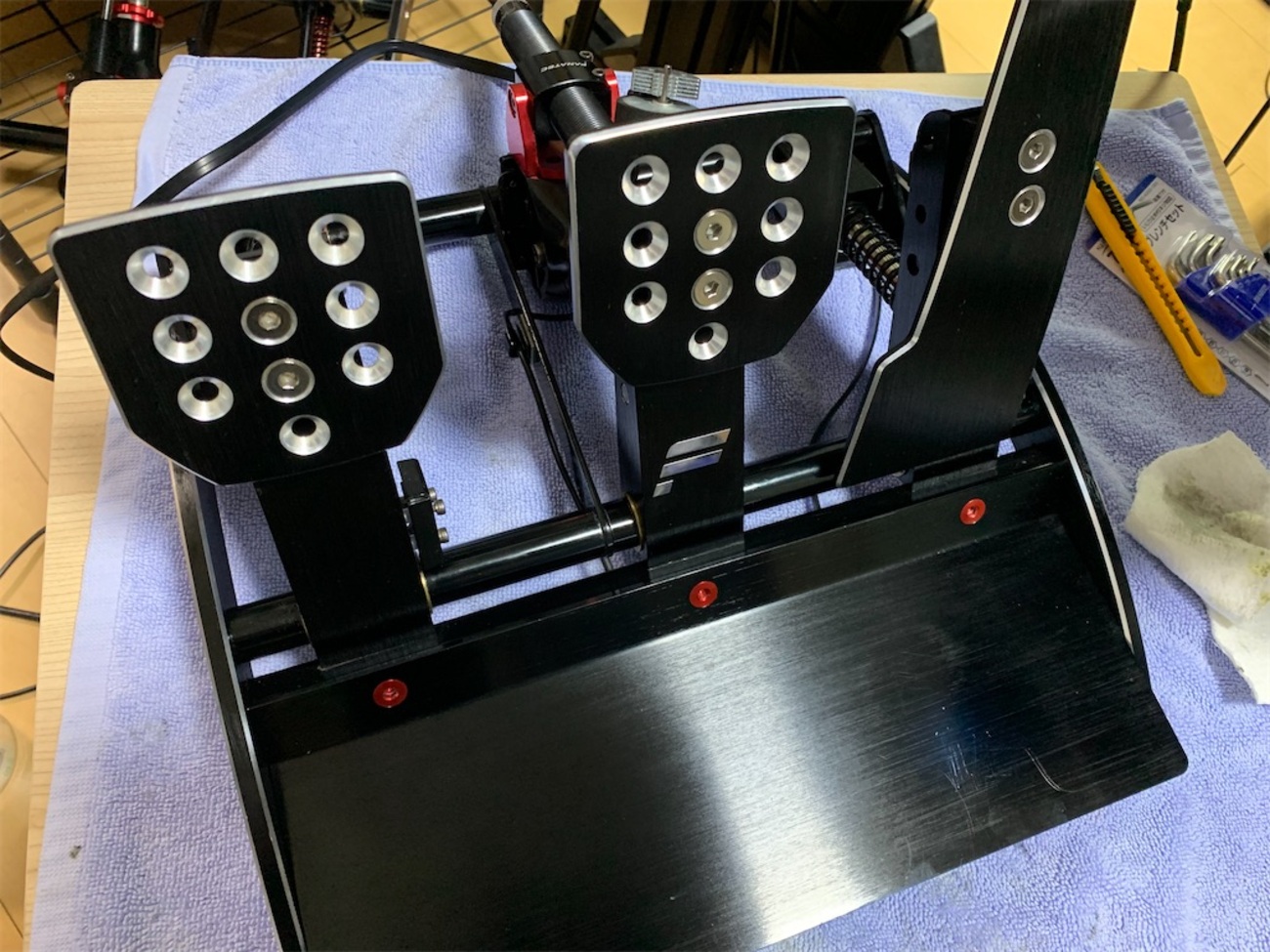 あのキコキコを何とかしたい…?/FANATEC V3ペダル2022年 最新 