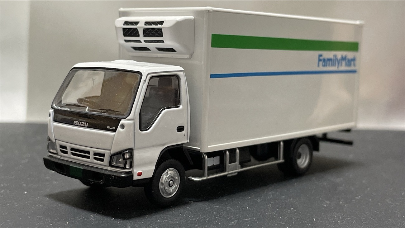 トミカリミテッドヴィンテージネオ いすゞ エルフ パネルバン ファミリーマート トミカリミテッドヴィンテージネオ LV-N195c いすゞ エルフ