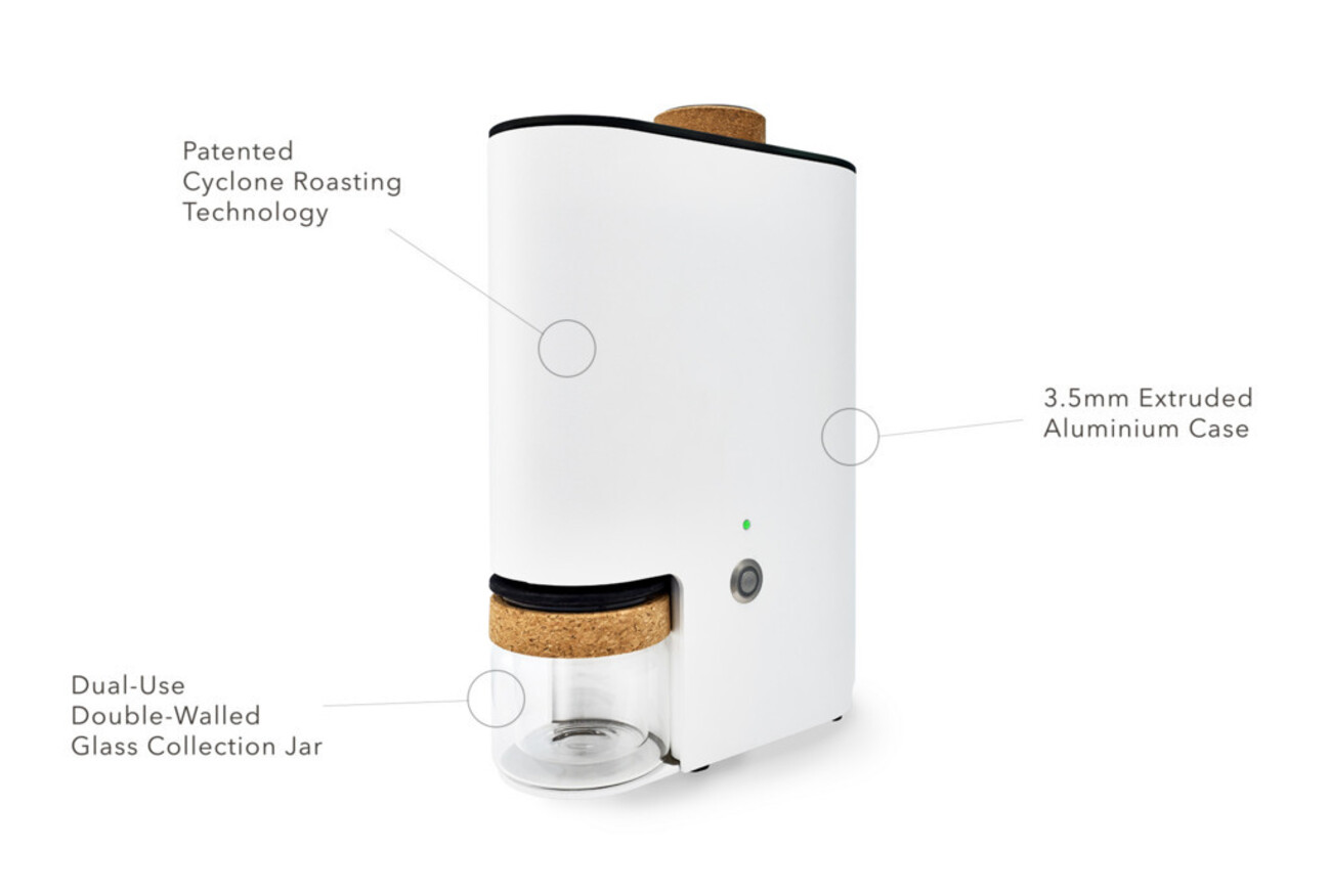 IKAWA のサンプルロースターとパナソニックのスマート焙煎機The Roast 