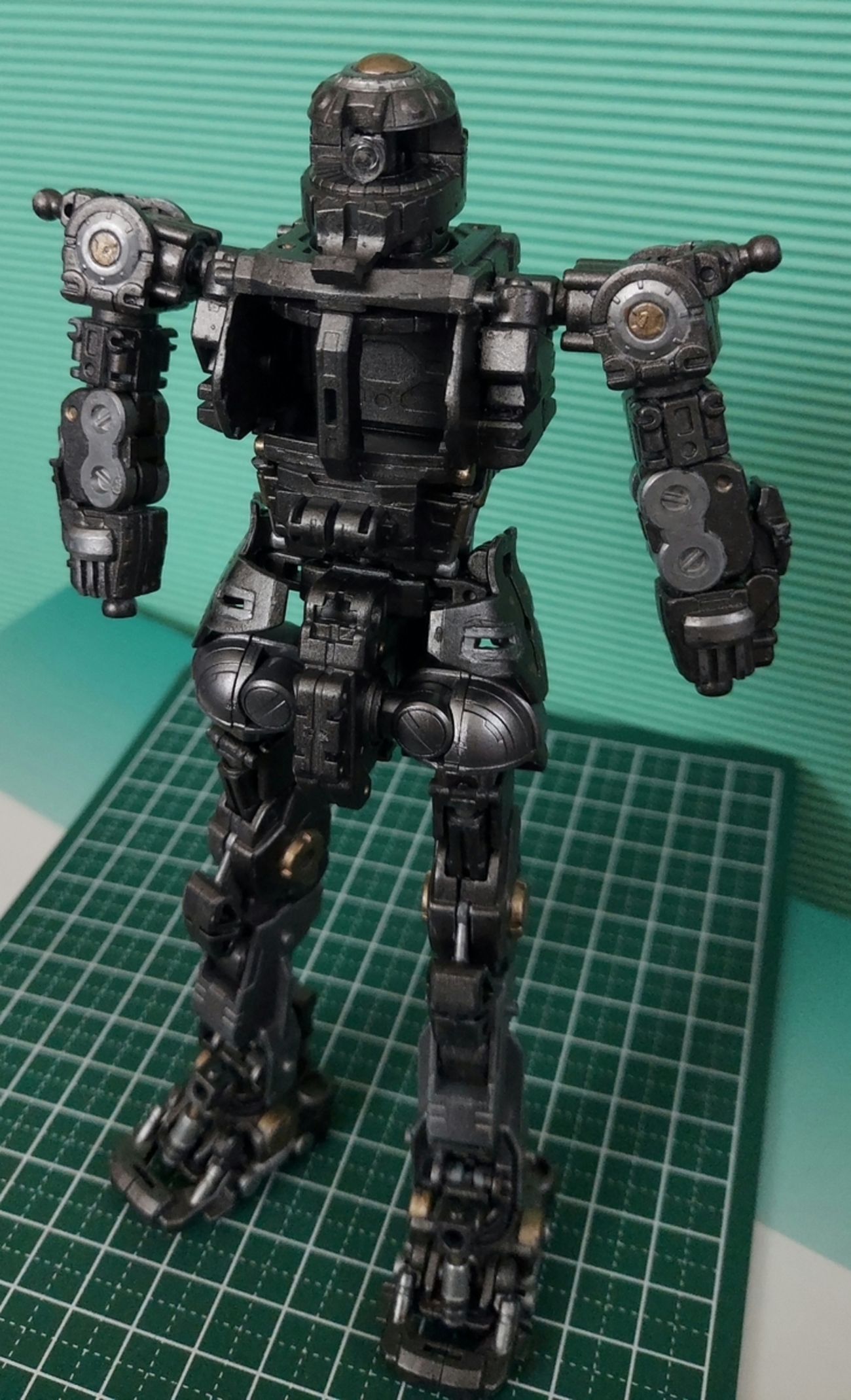 MG ザクⅡ Ver.2.0 フレームモデル - 想像と創造の狭間で（プラモデル 