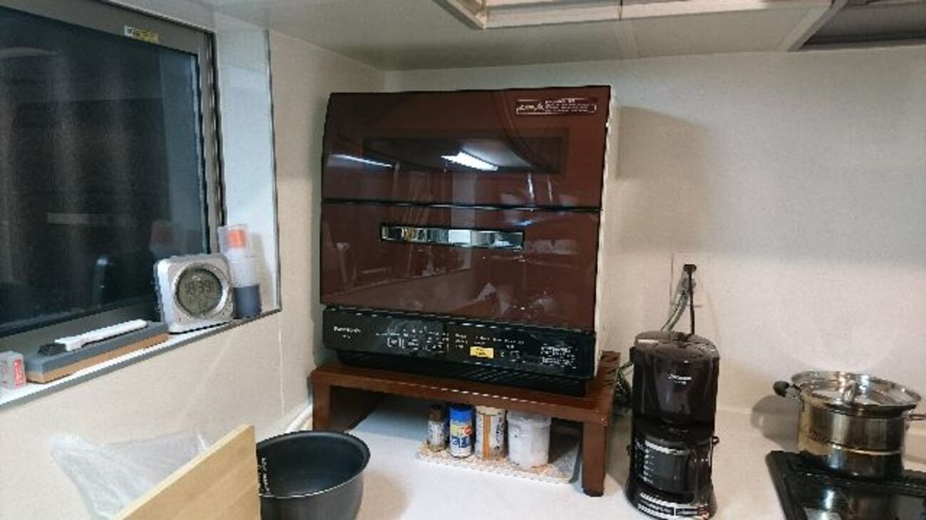 パナソニック 食洗機 食器洗い乾燥機 NP-TR8-T(ブラウン) 分岐水栓もお