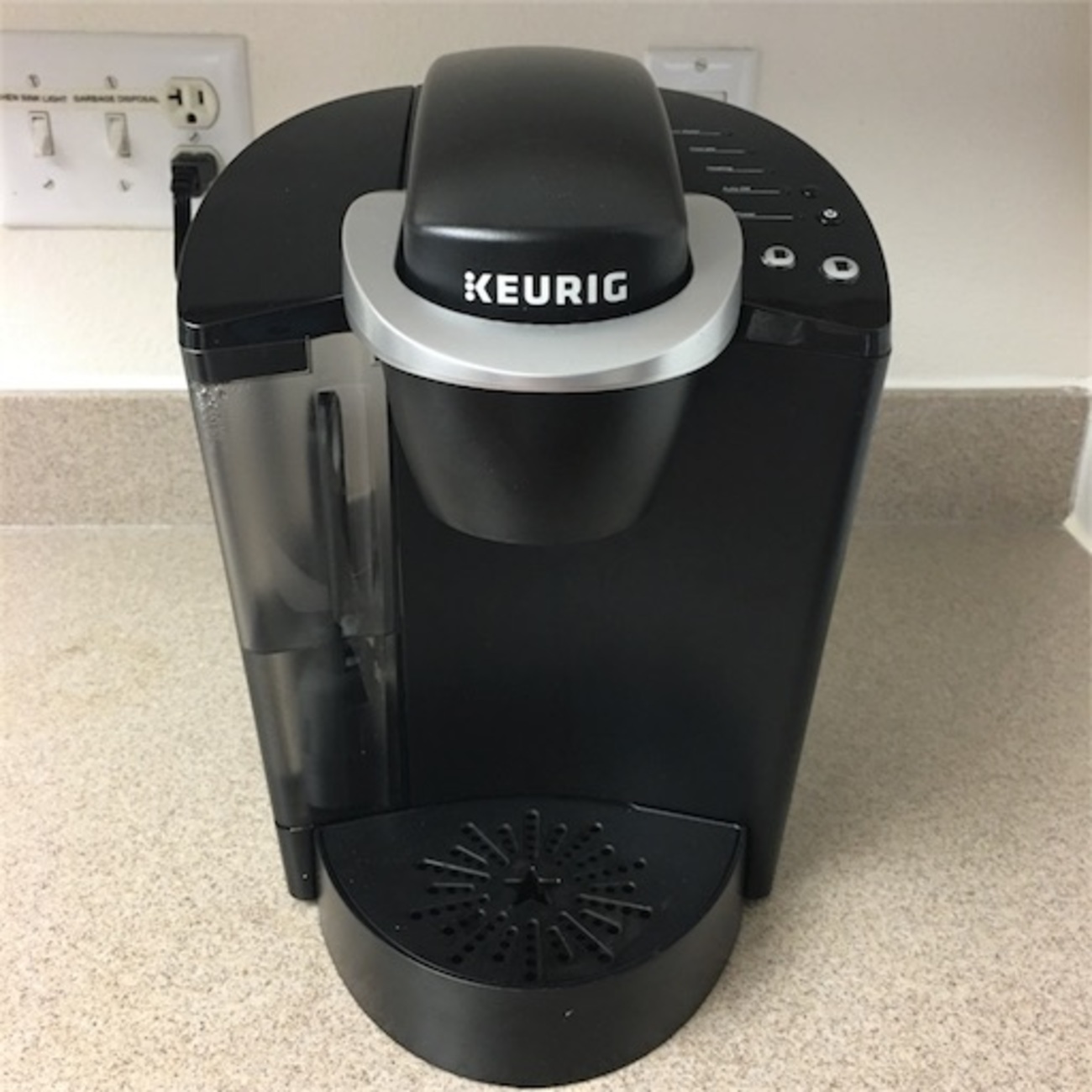 お酢だけ！】コーヒーメーカー内部のお掃除方法【KEURIG