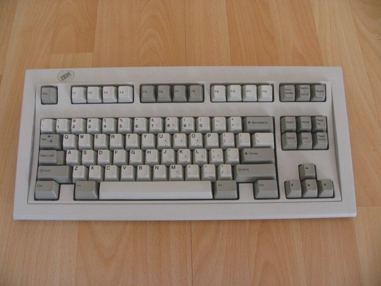かちゃかちゃ楽しいキーボードの世界(1) -IBMモデルMという伝説- - #あ 