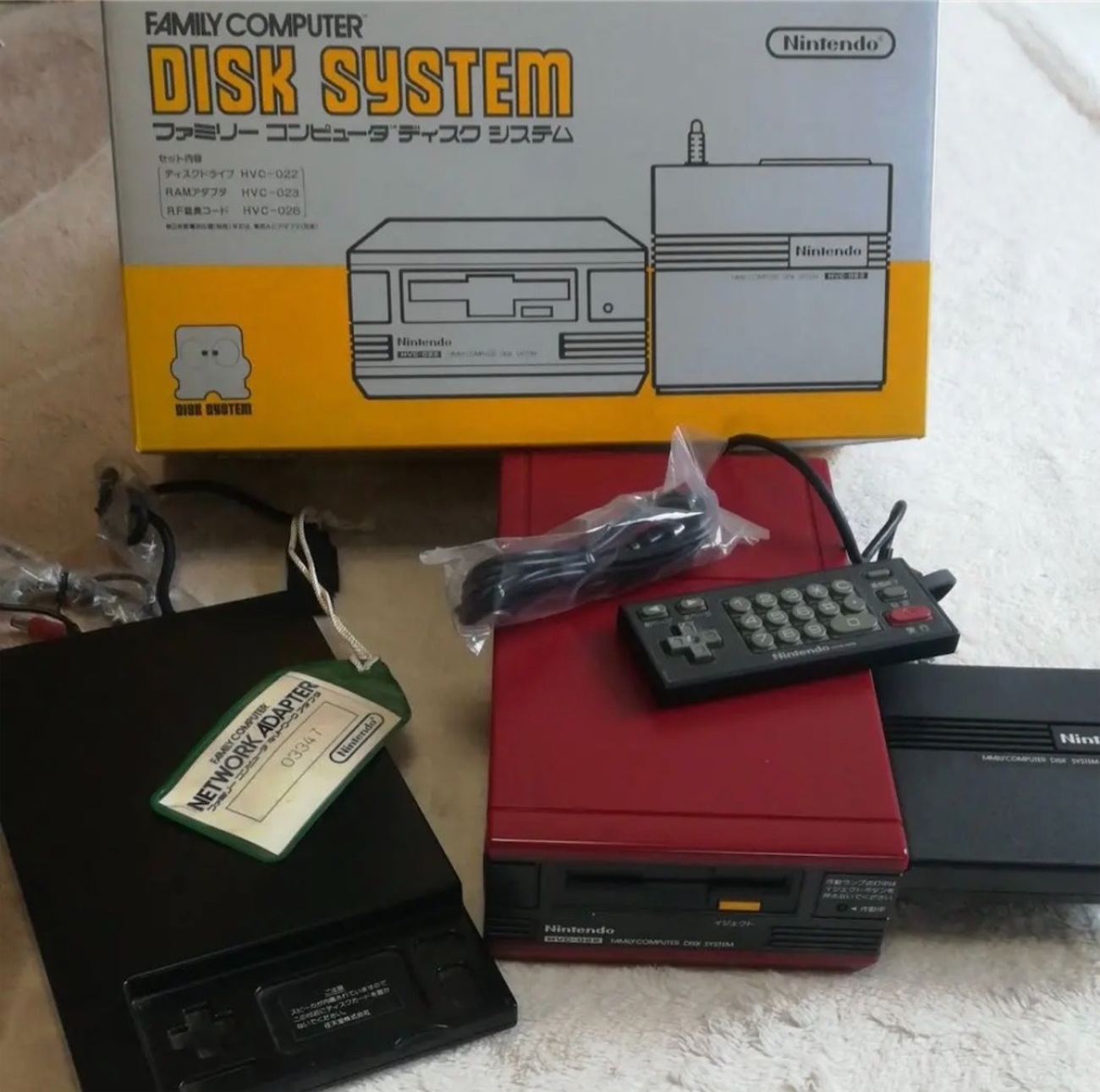 ファミコンのディスクゲームのようですね （変換コネクター → □ FC 