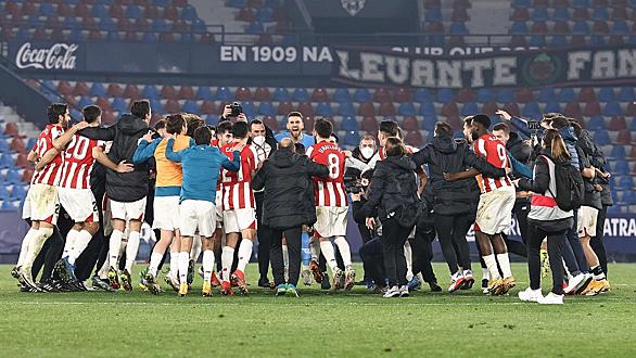 スペインスーパーカップとは スポーツの人気 最新記事を集めました はてな