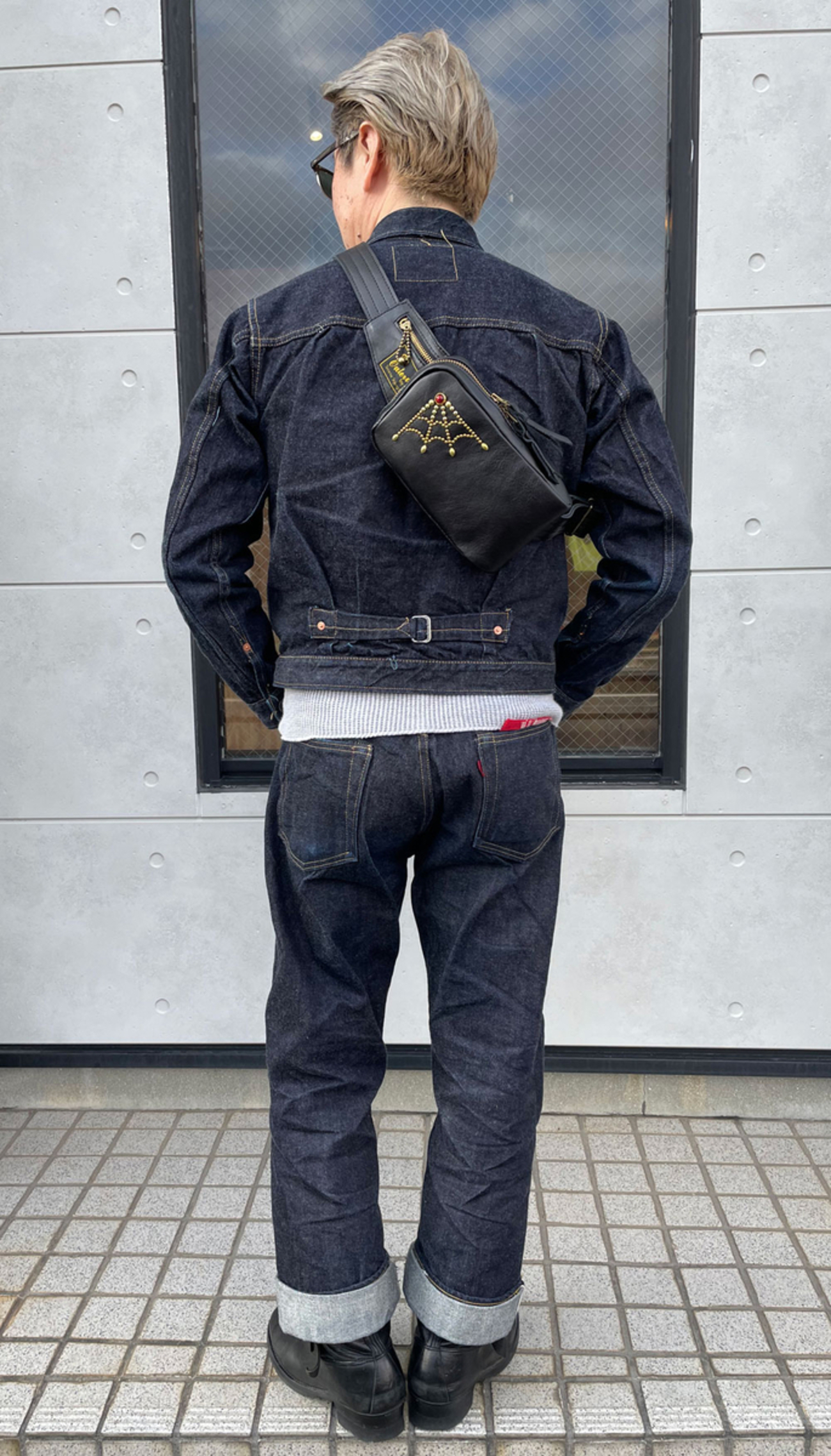 CUSHMAN クッシュマン シボ感のある カウハイドシュリンクレザー を 