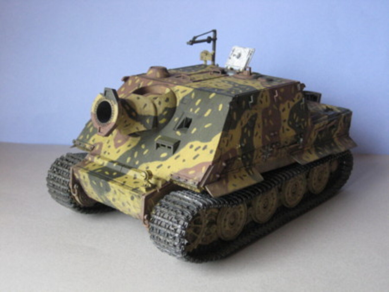 【内袋未開封】 タミヤ 1/35 ストームタイガー アルミ砲弾 エッチングパーツ 内袋未開封】 タミヤ 1/35 ストームタイガー アルミ砲弾