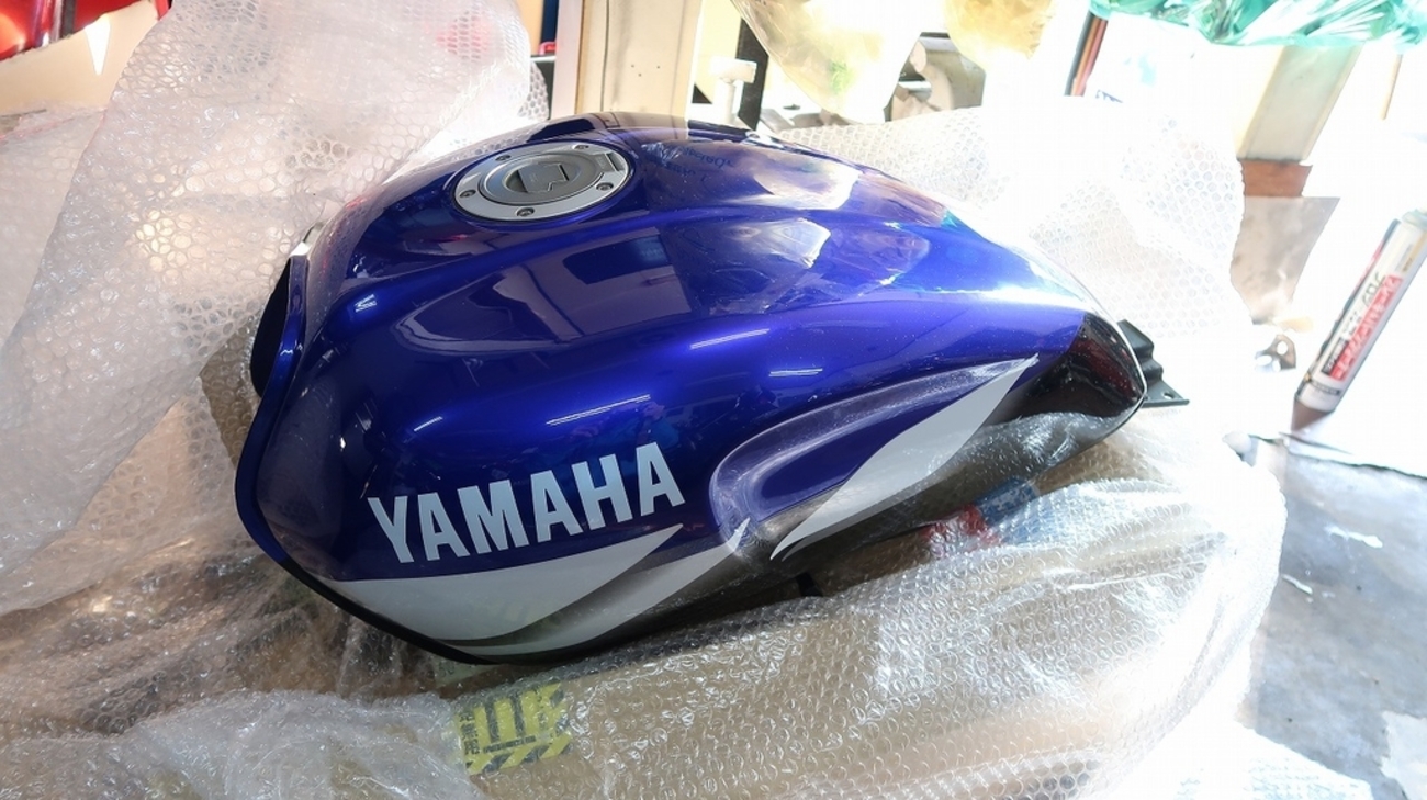 XJR400Rのタンク交換。 - たまに乗るバイク乗りの日常ブログ