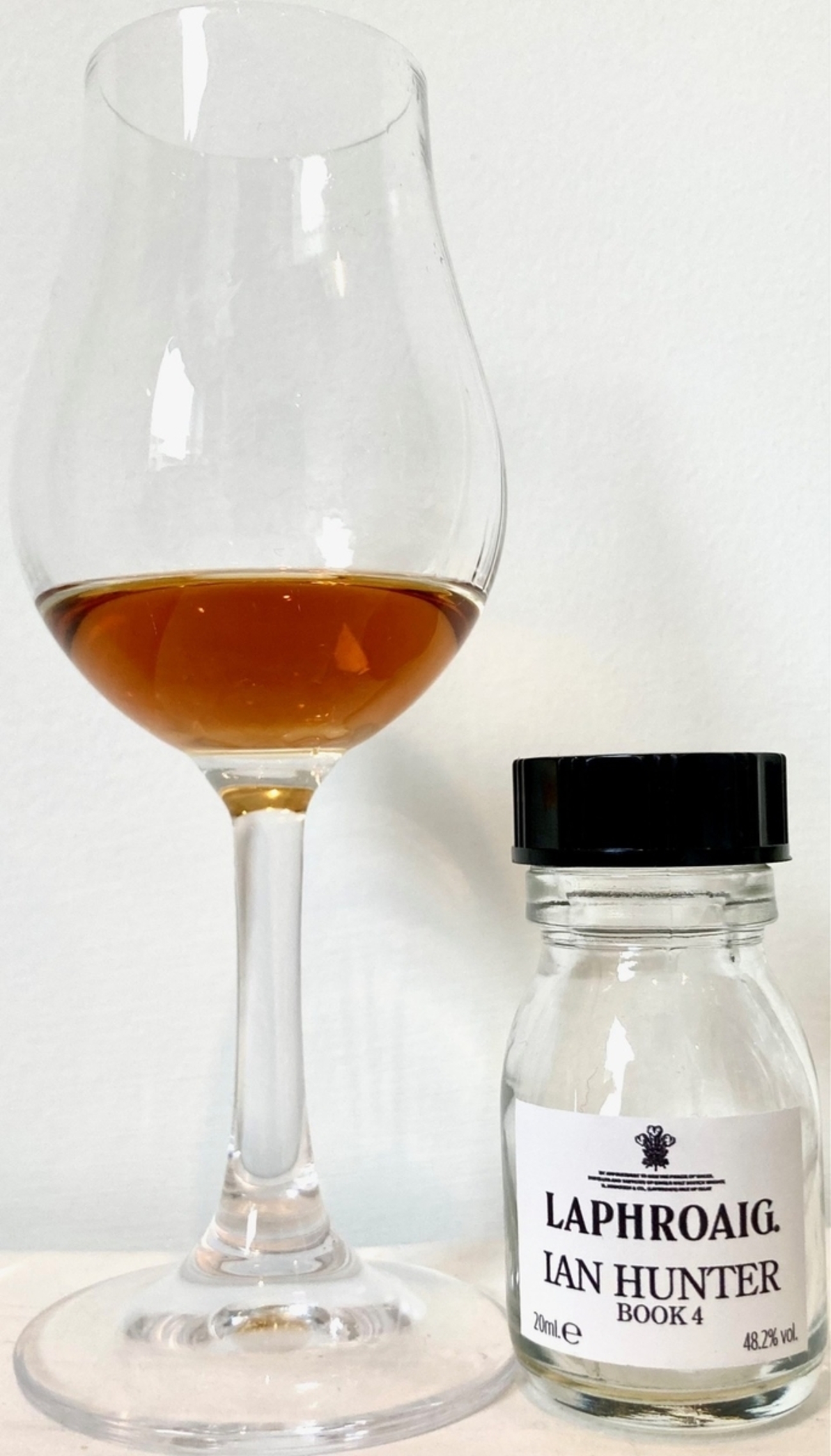 ラフロイグ 34年 イアンハンター ストーリーブック 4／Laphroaig 34yo 